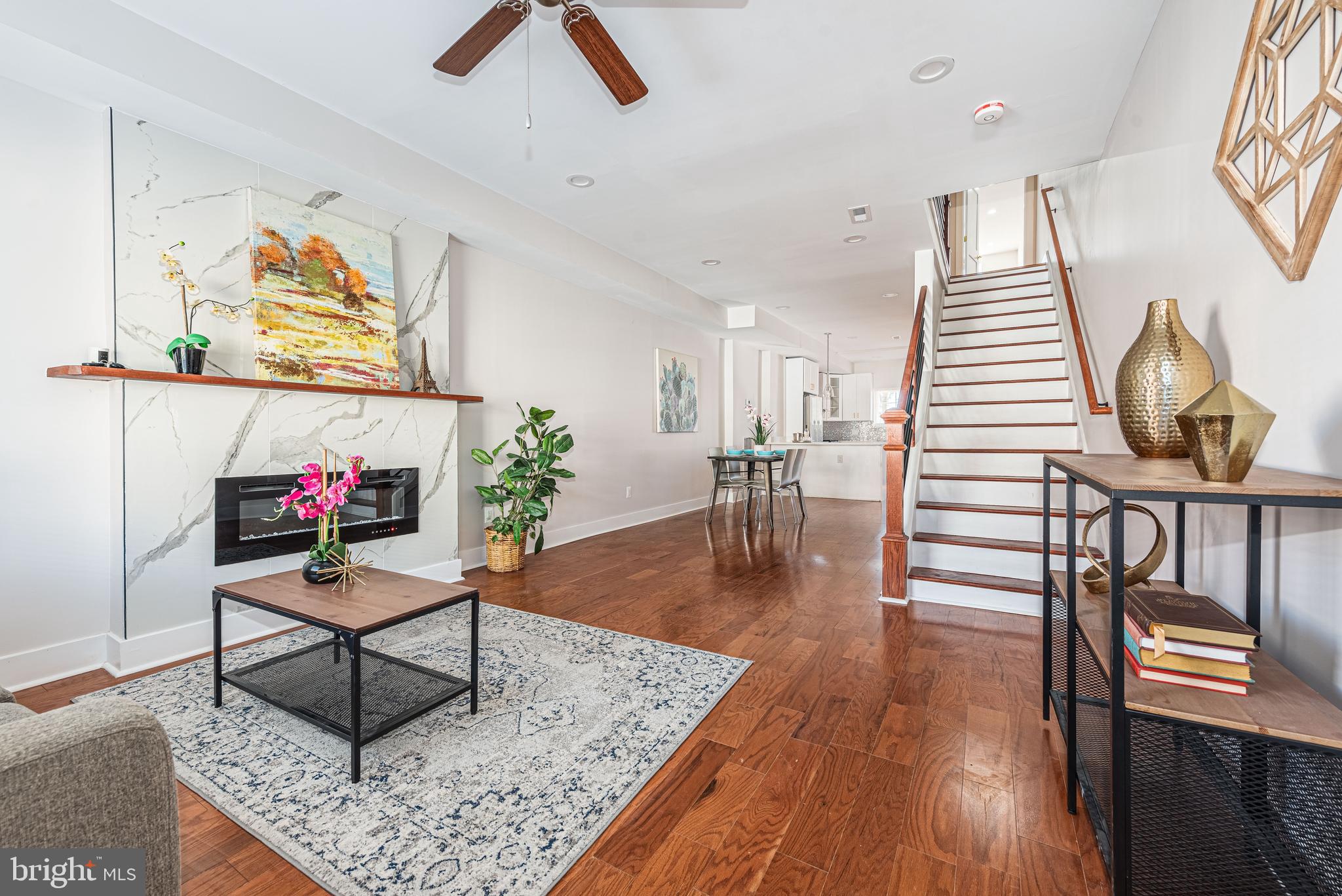 BROADWAY EAST - Residential