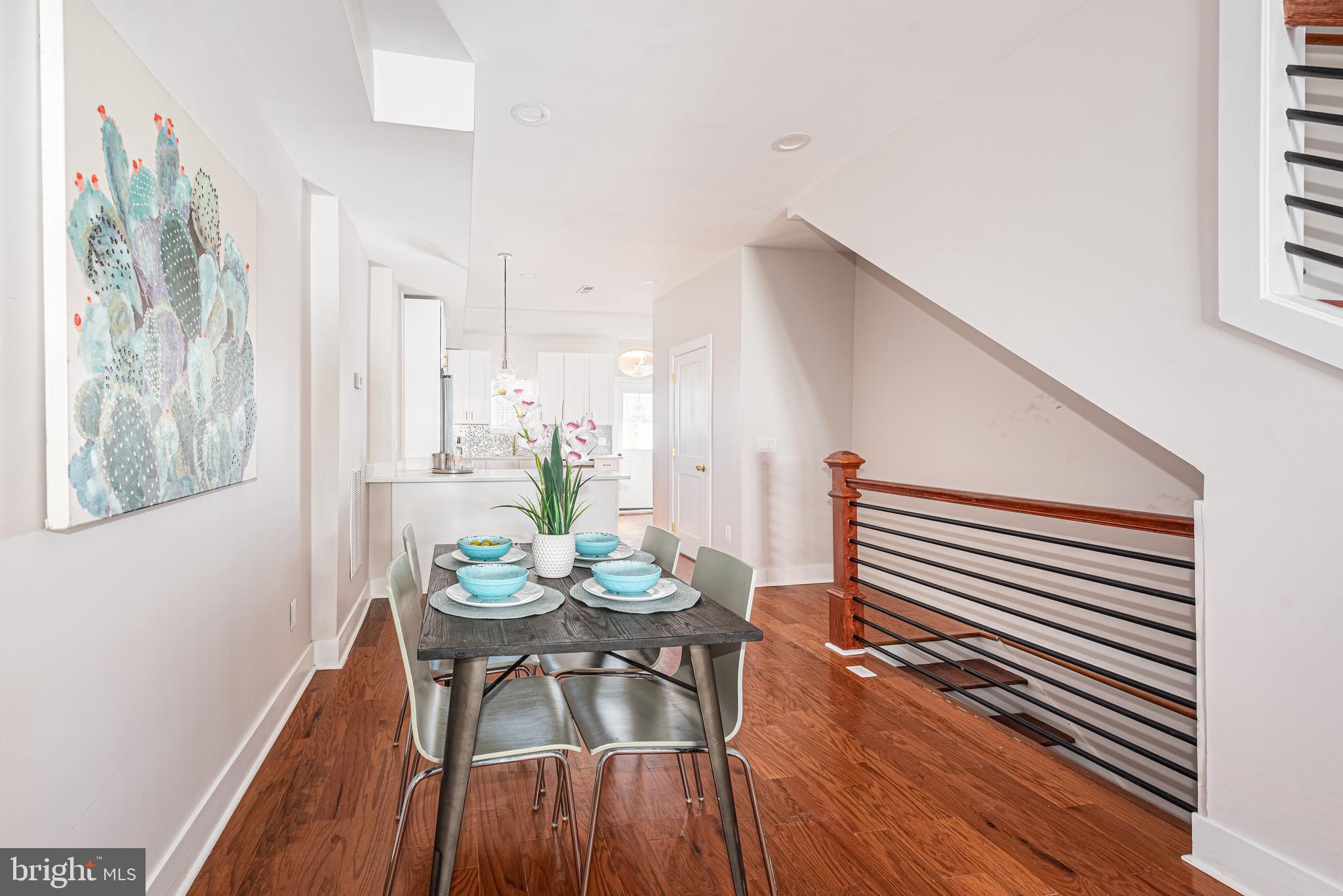 BROADWAY EAST - Residential