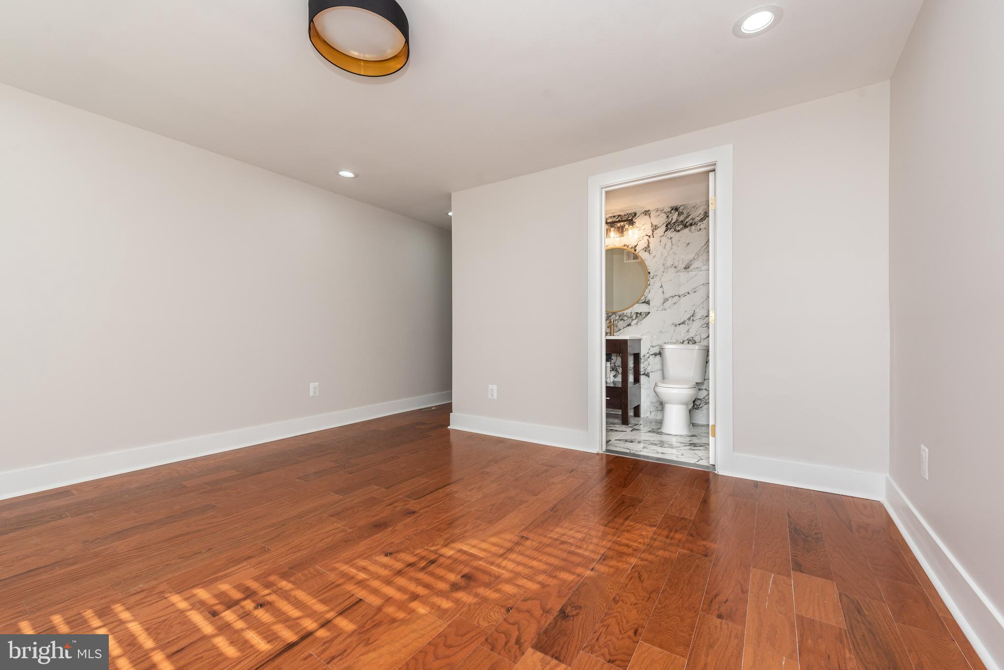 BROADWAY EAST - Residential