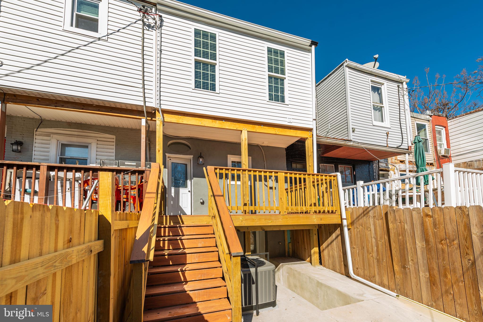 BROADWAY EAST - Residential