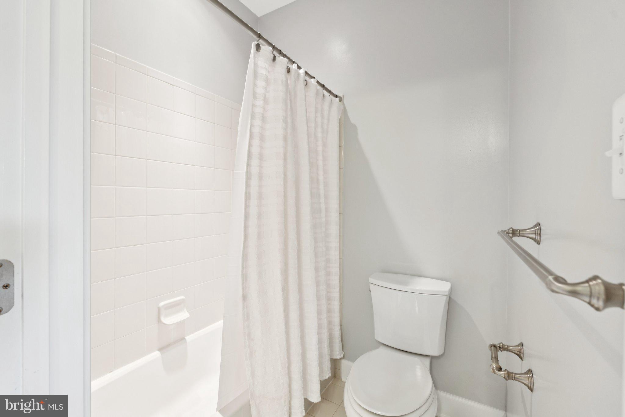 GLEN MEADOWS - Residential