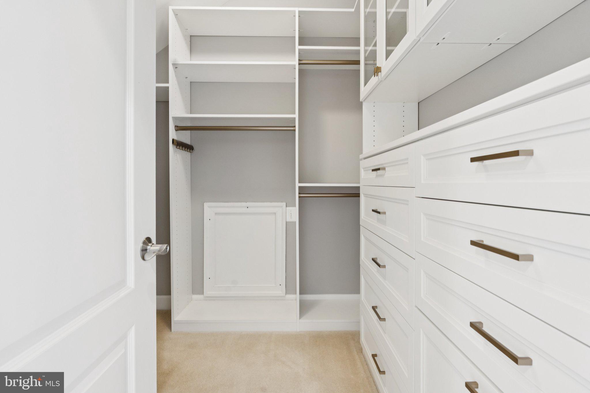 GLEN MEADOWS - Residential