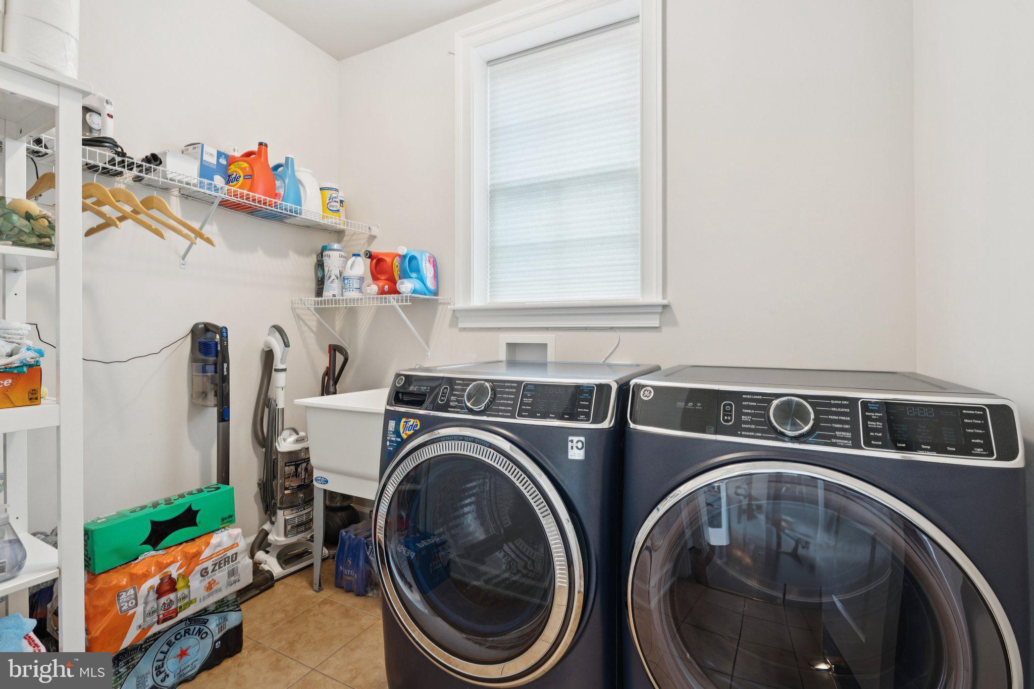 GLEN MEADOWS - Residential