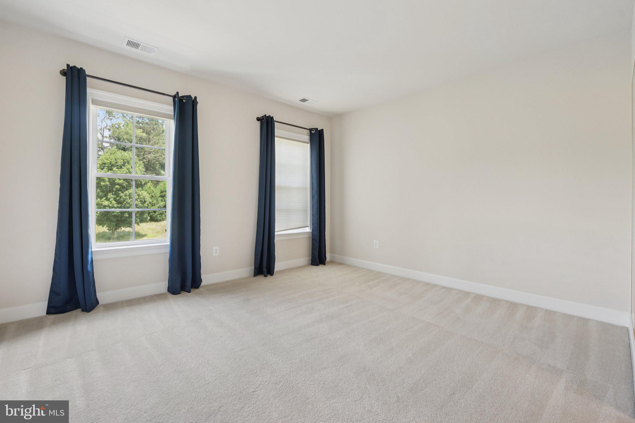 GLEN MEADOWS - Residential