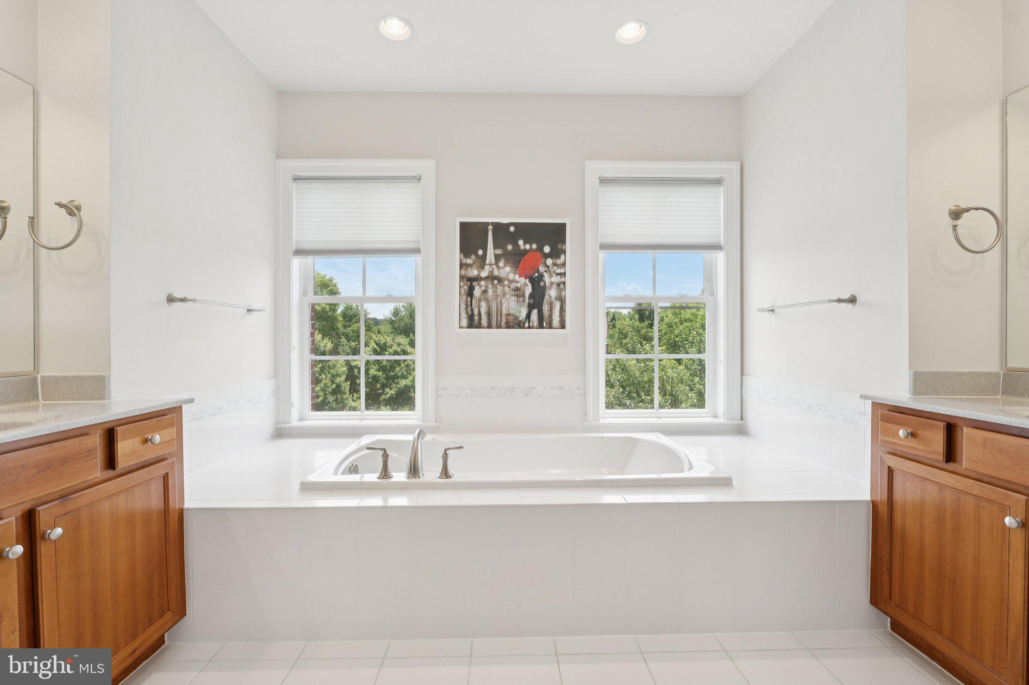 GLEN MEADOWS - Residential