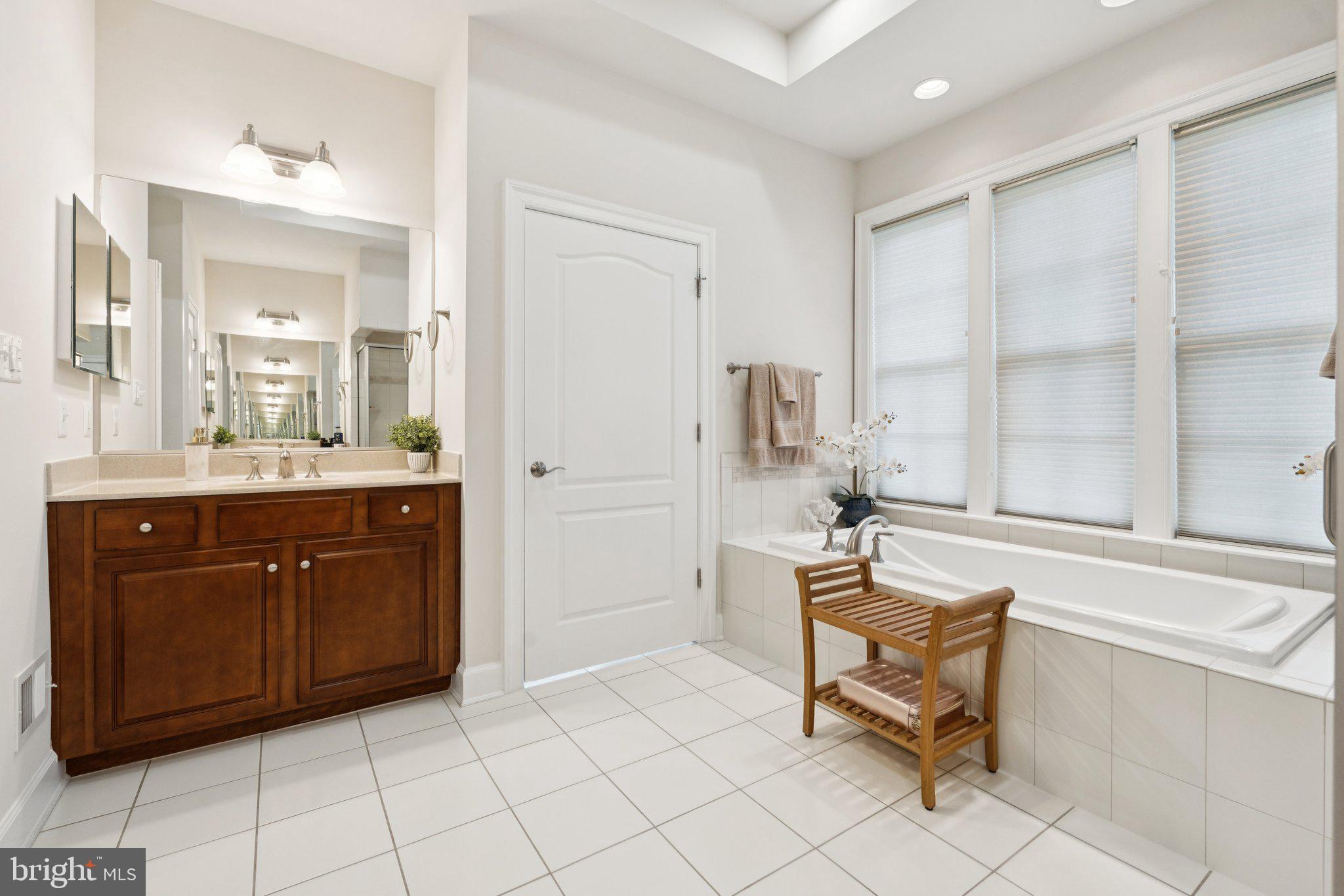 GLEN MEADOWS - Residential