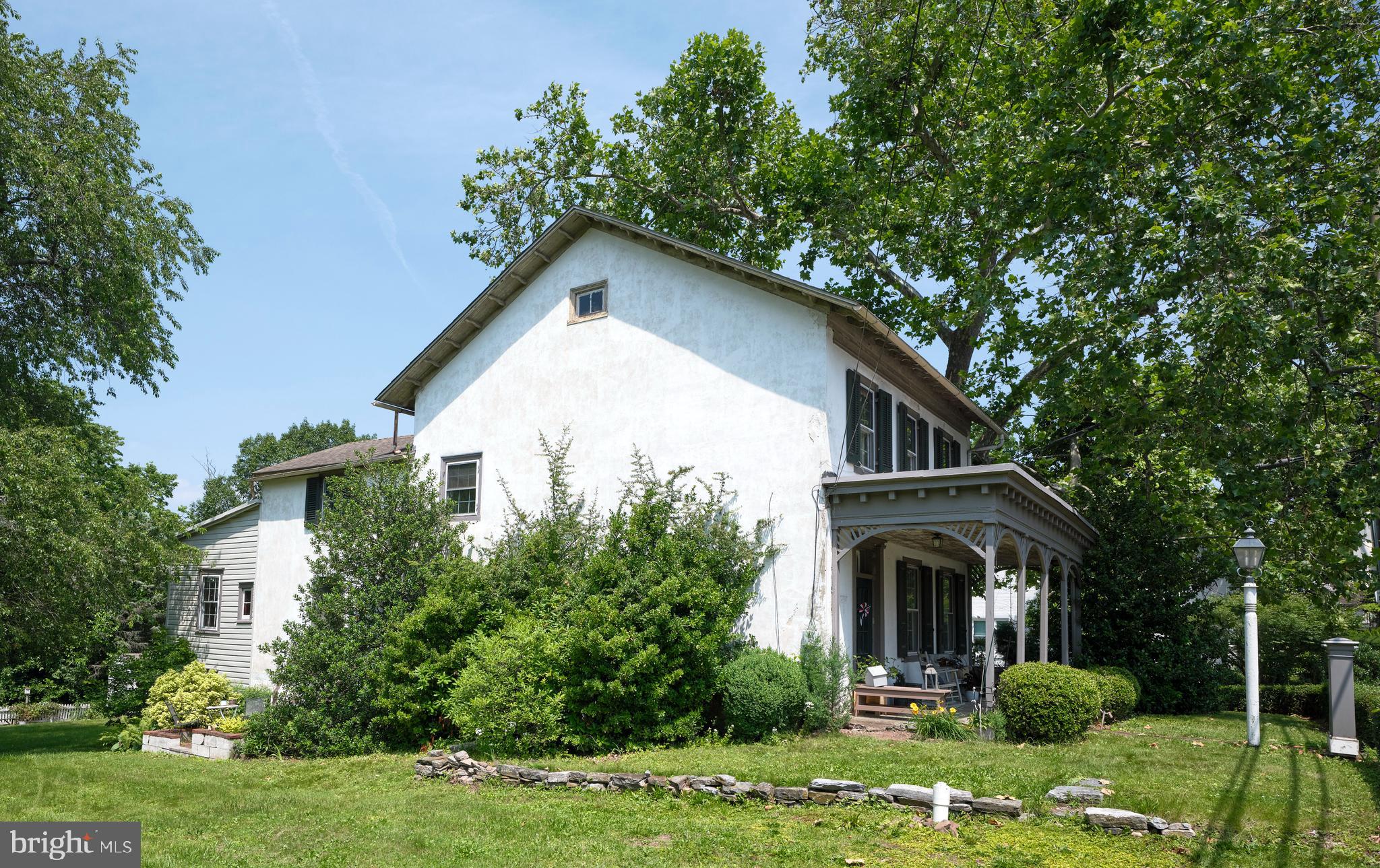 KENILWORTH - Residential