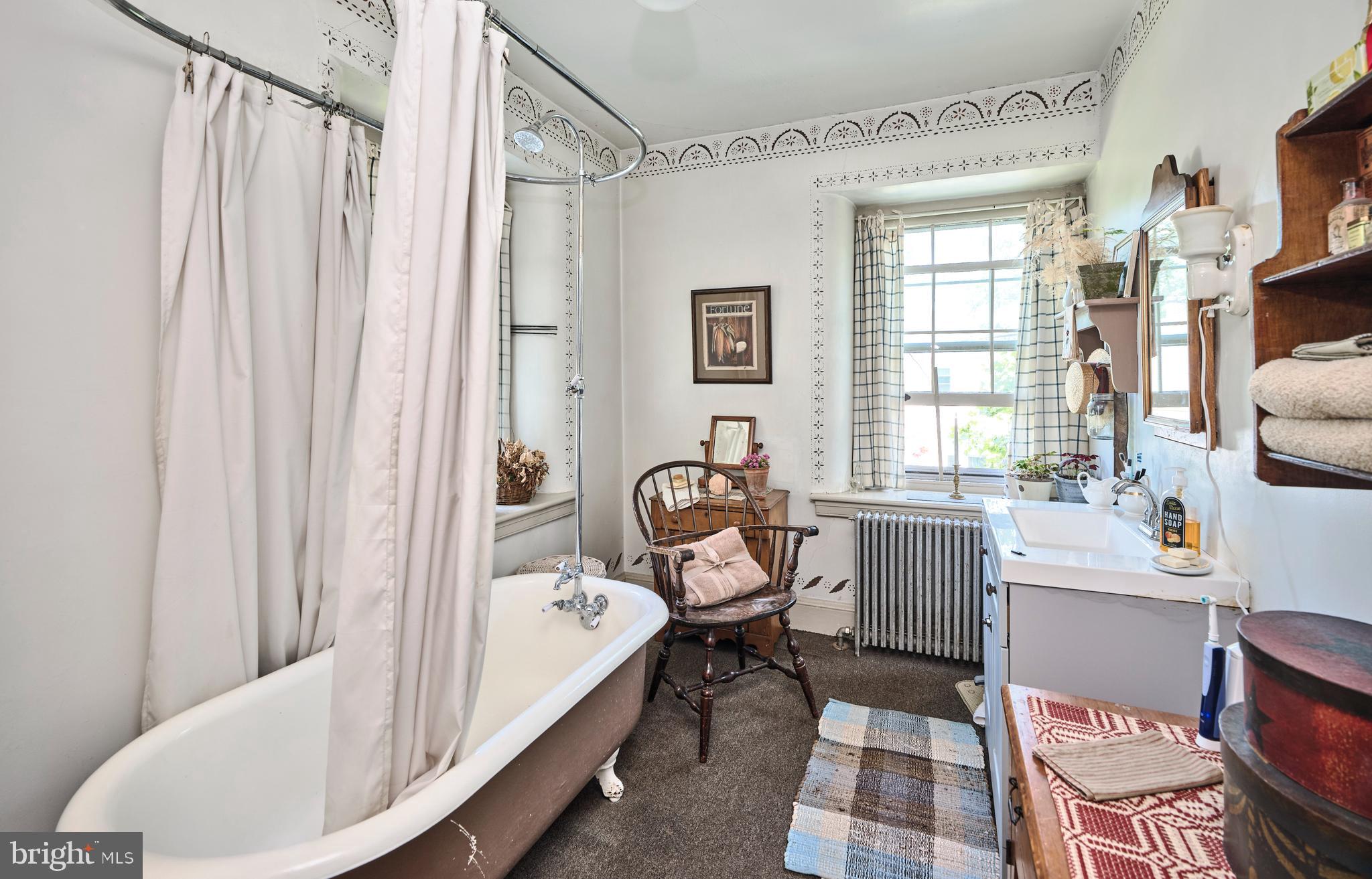 KENILWORTH - Residential