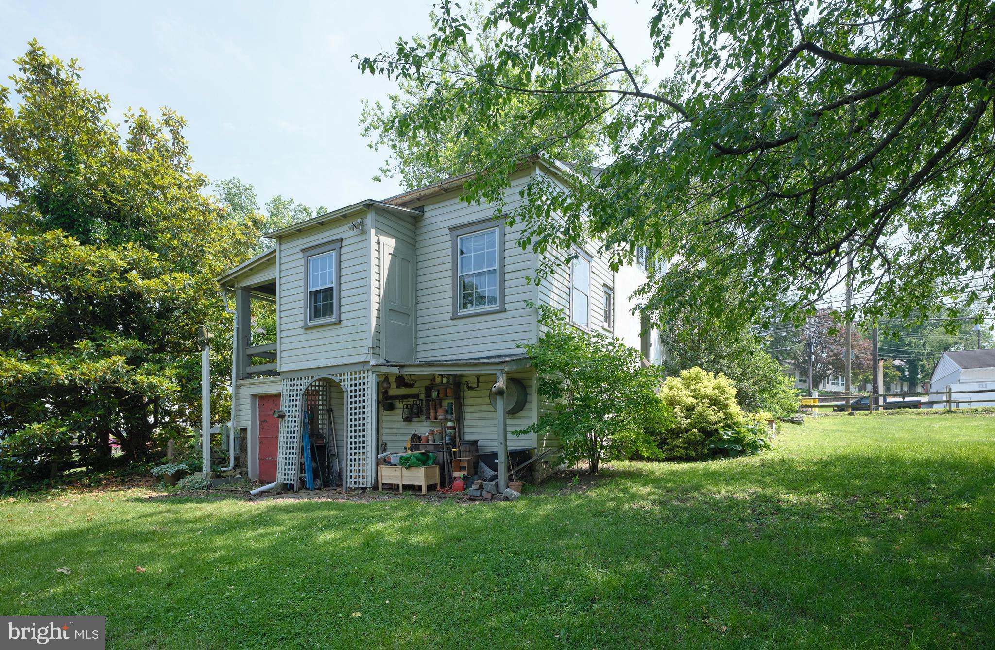 KENILWORTH - Residential