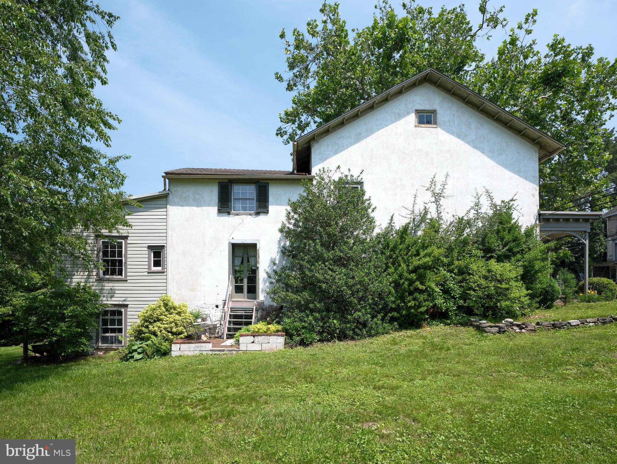 KENILWORTH - Residential