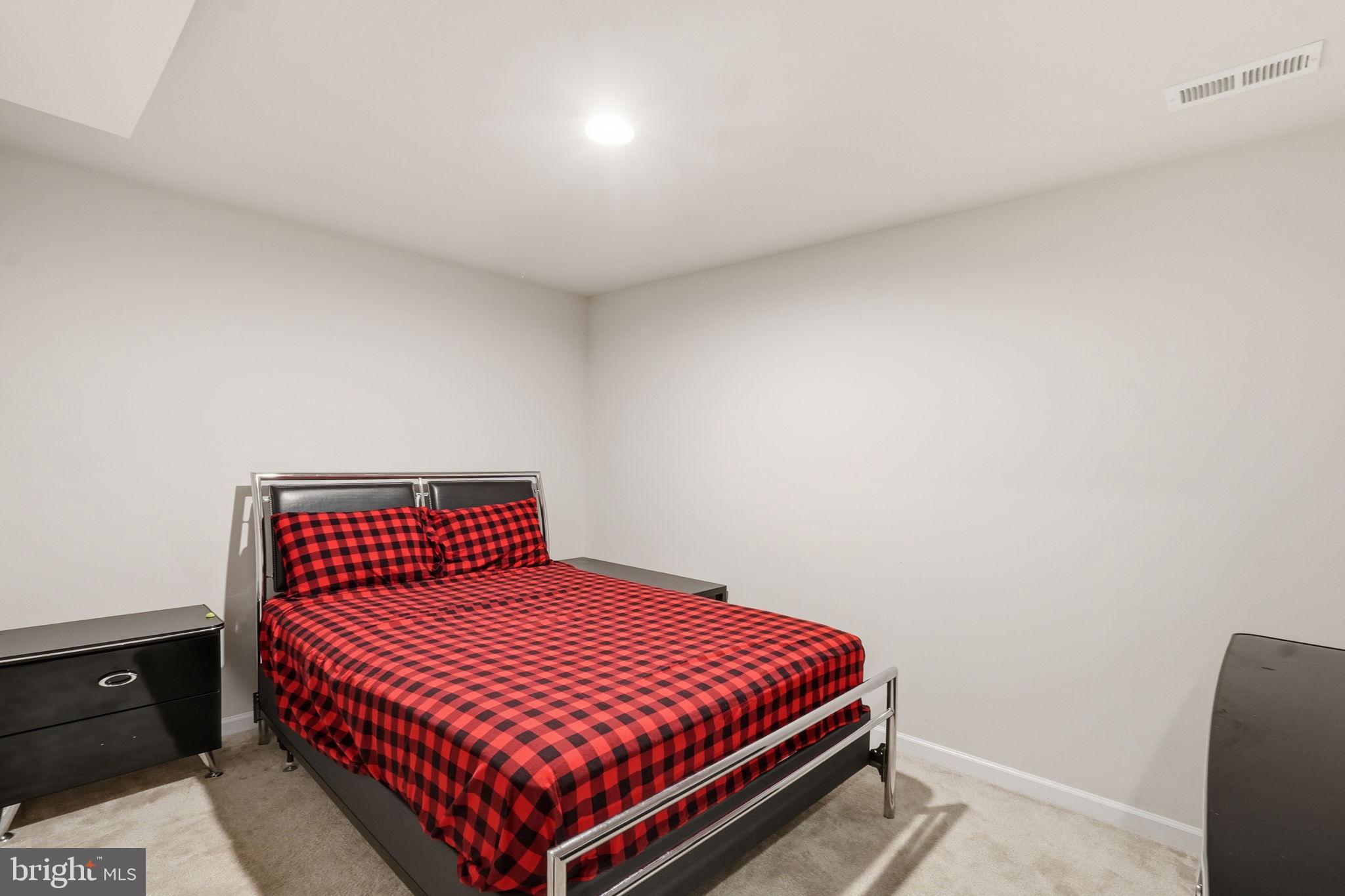 MARSHALL GROVE ESTATES - Residential