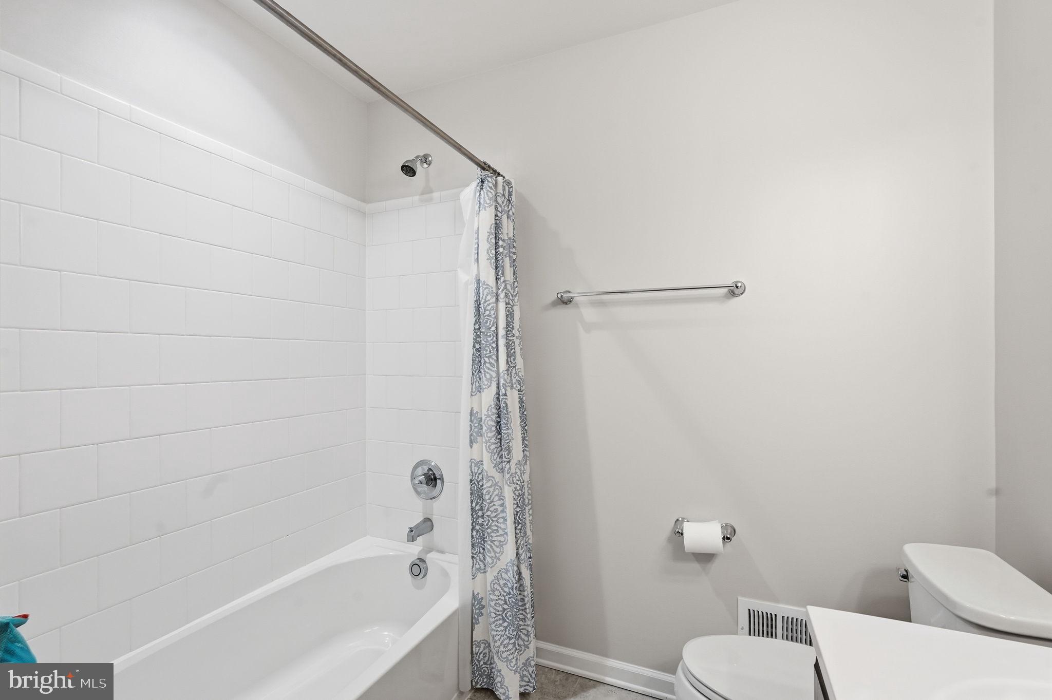 MARSHALL GROVE ESTATES - Residential