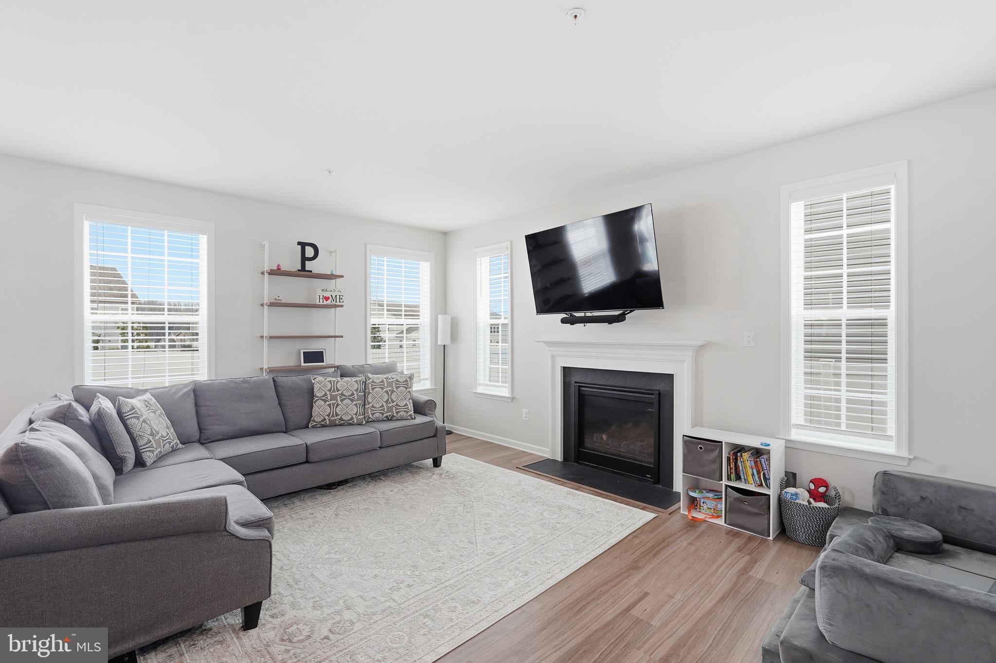 MARSHALL GROVE ESTATES - Residential