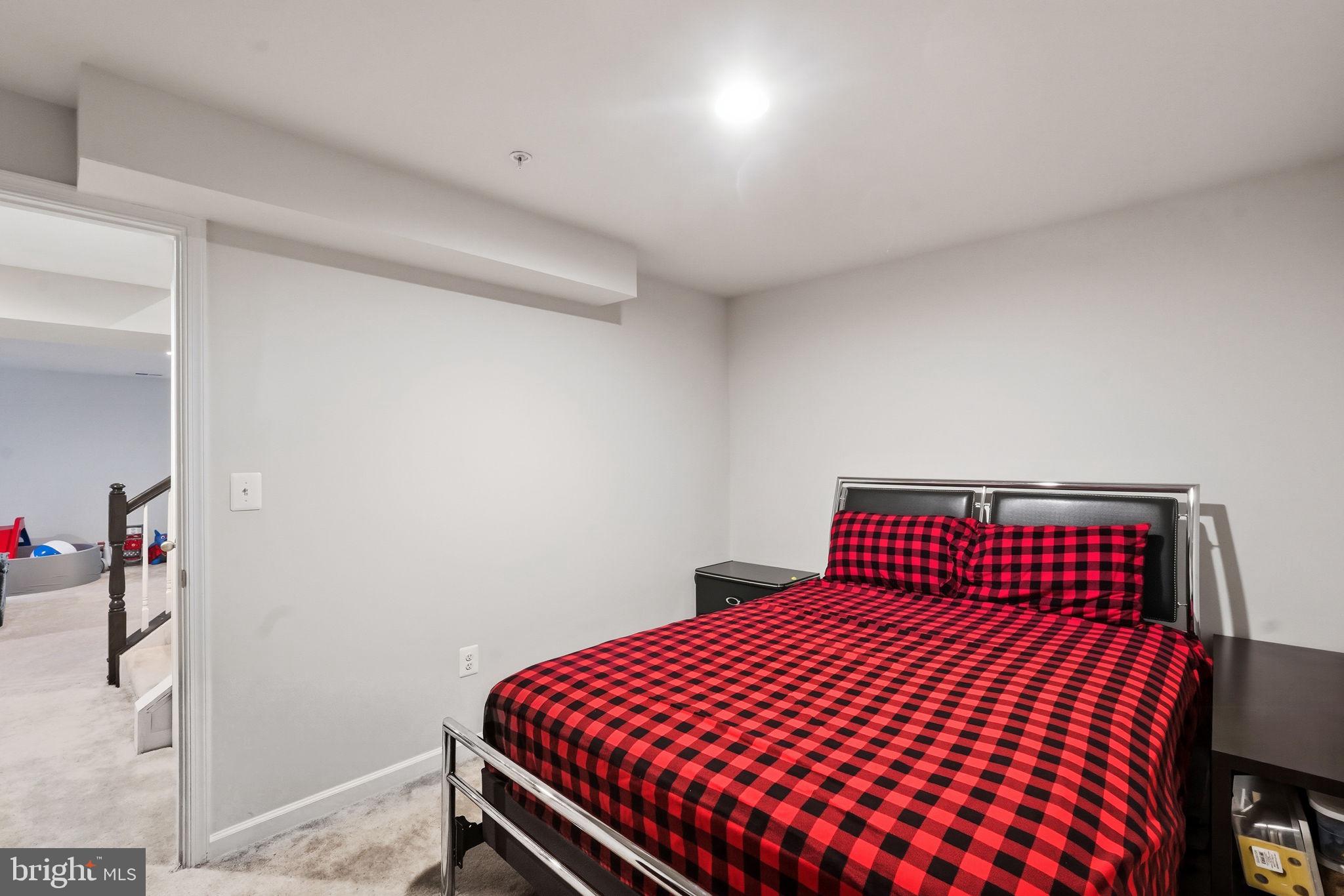 MARSHALL GROVE ESTATES - Residential