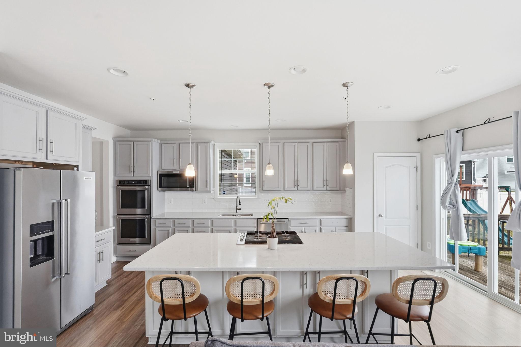 MARSHALL GROVE ESTATES - Residential