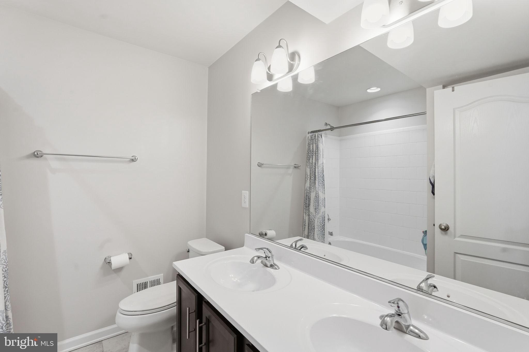 MARSHALL GROVE ESTATES - Residential