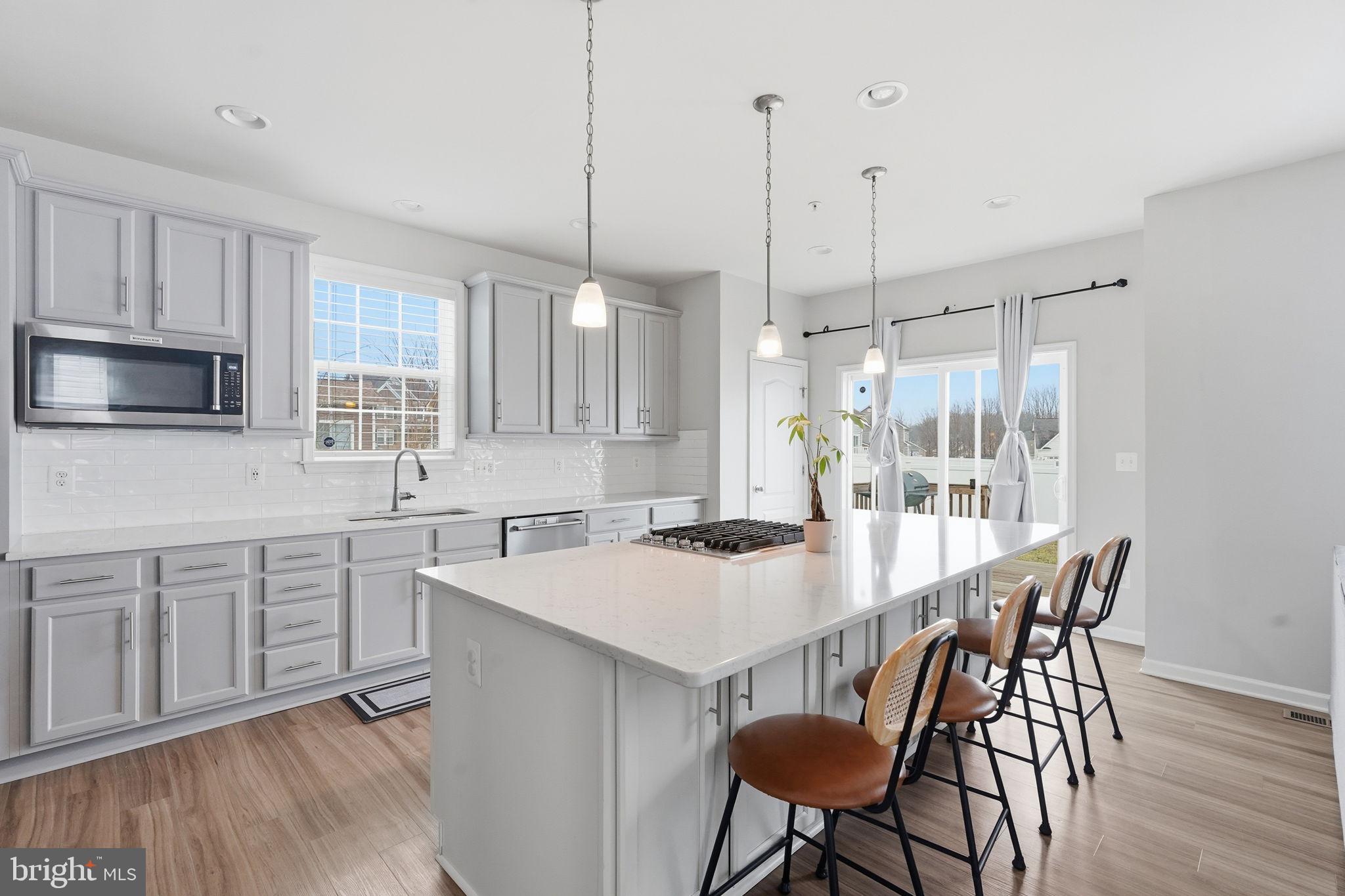 MARSHALL GROVE ESTATES - Residential