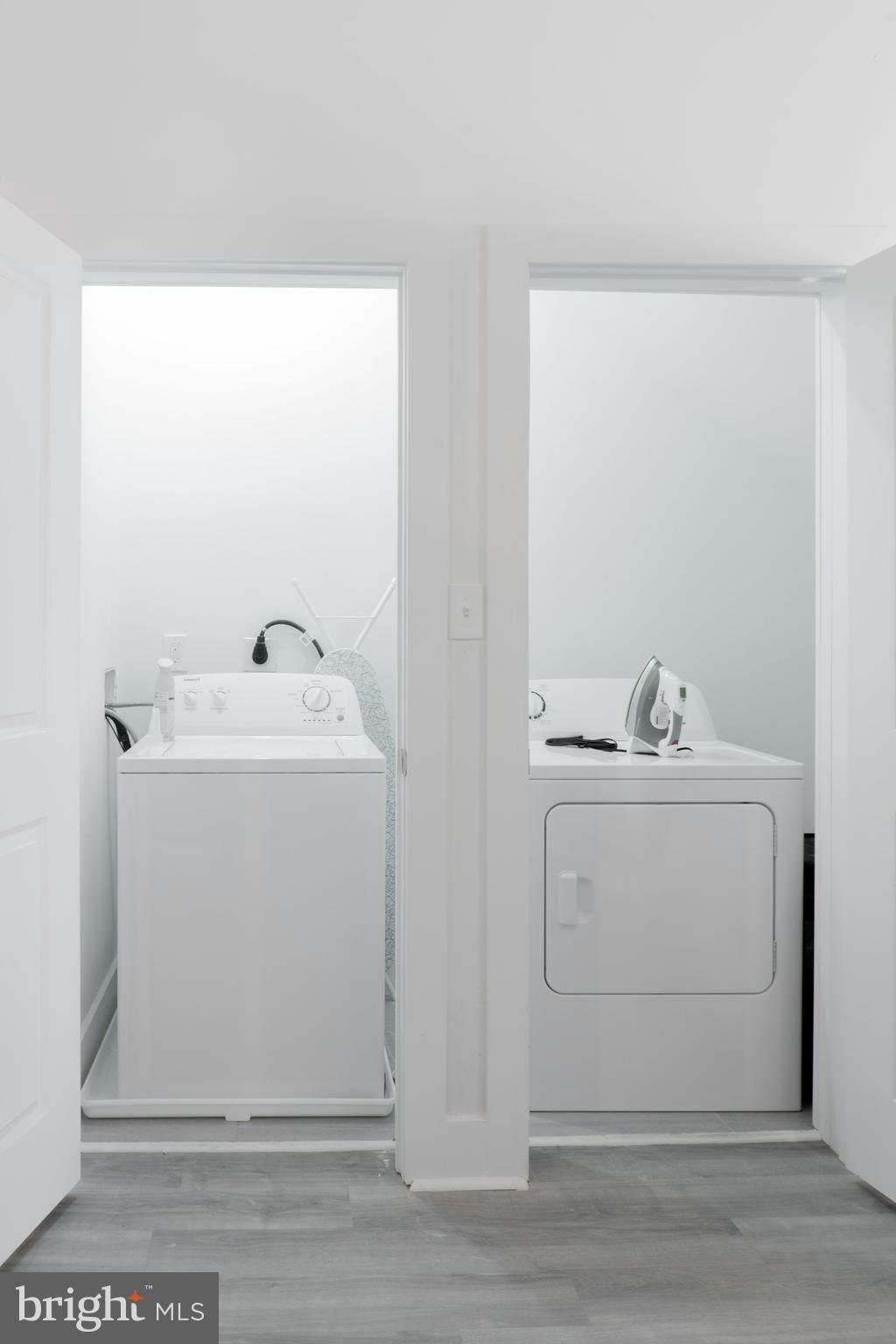 WALNUT HILL - Residential Income