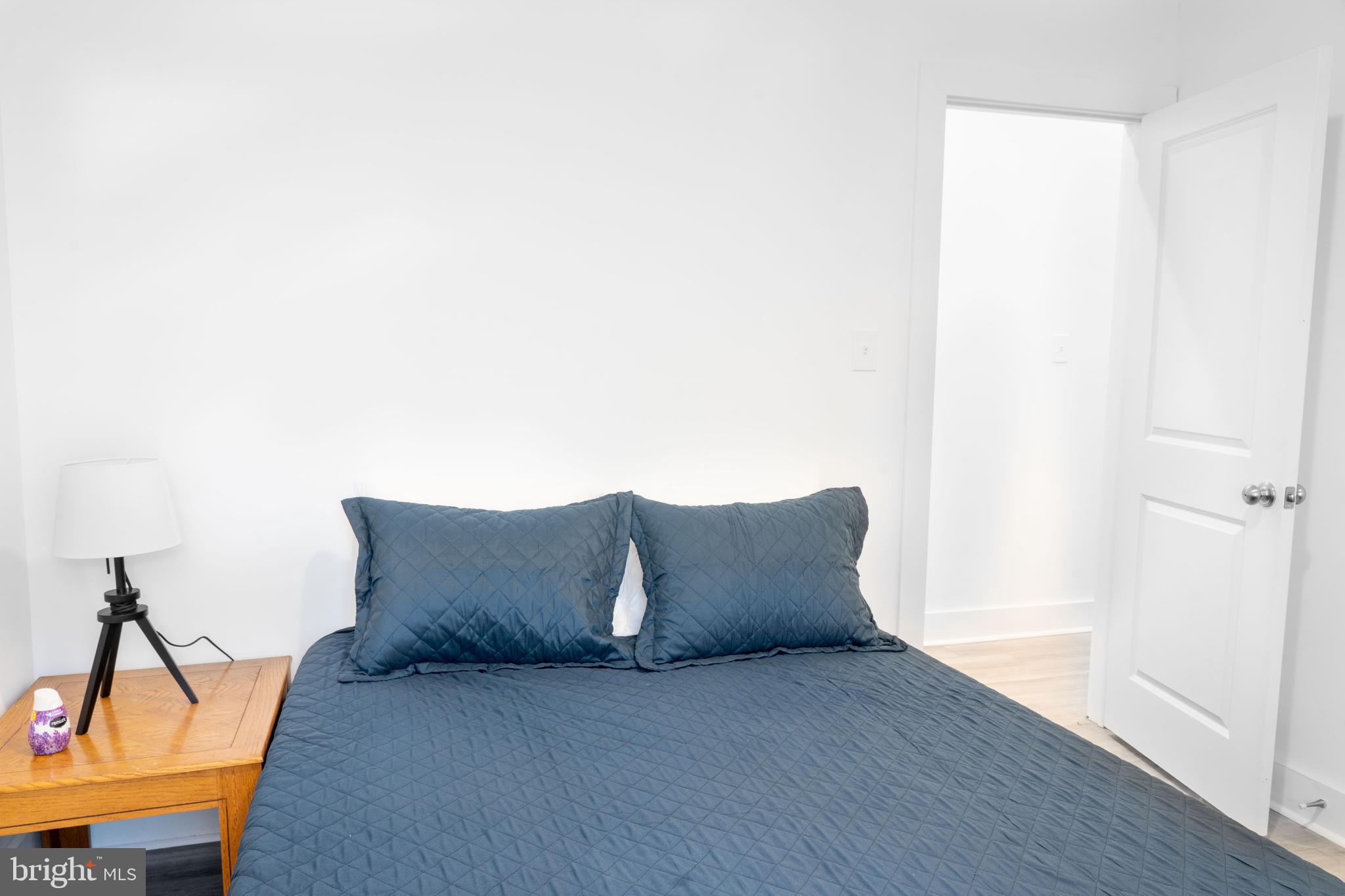 WALNUT HILL - Residential Income