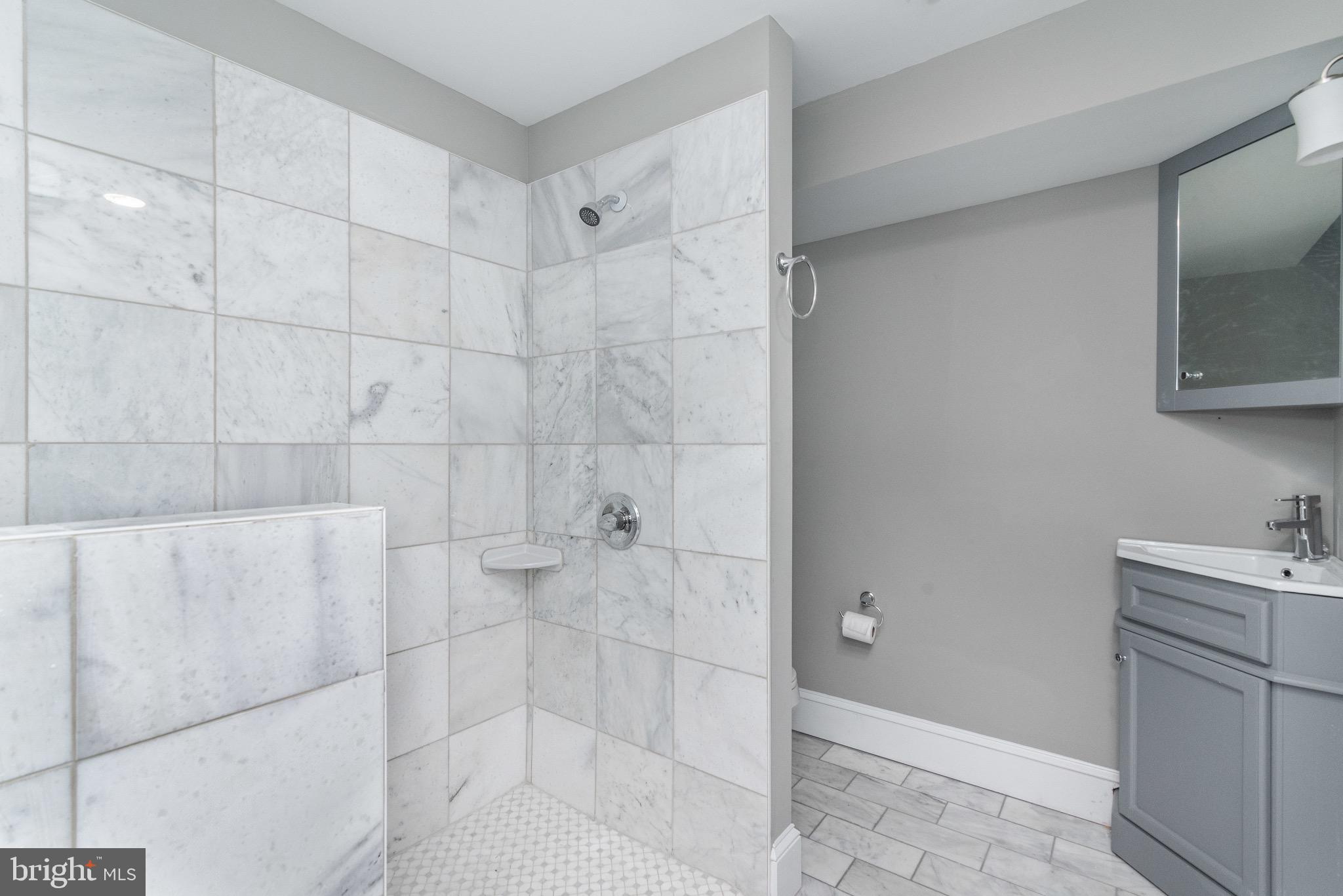 CENTRAL BUSINESS DISTRICT - Residential Lease