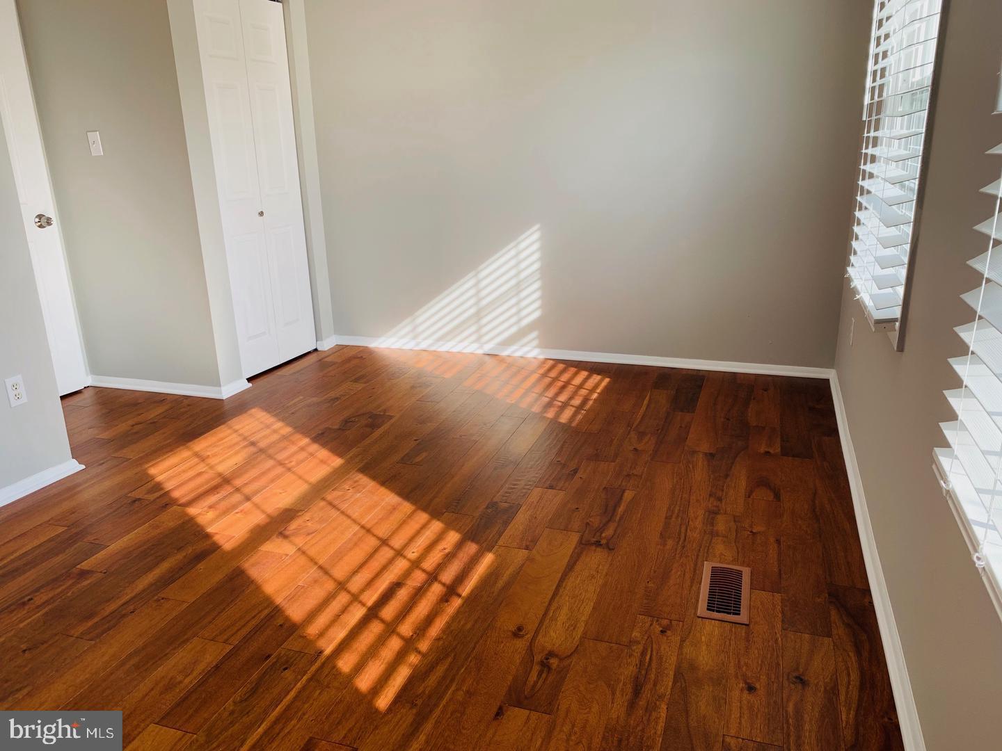 SETTLERS LANDING - Residential Lease