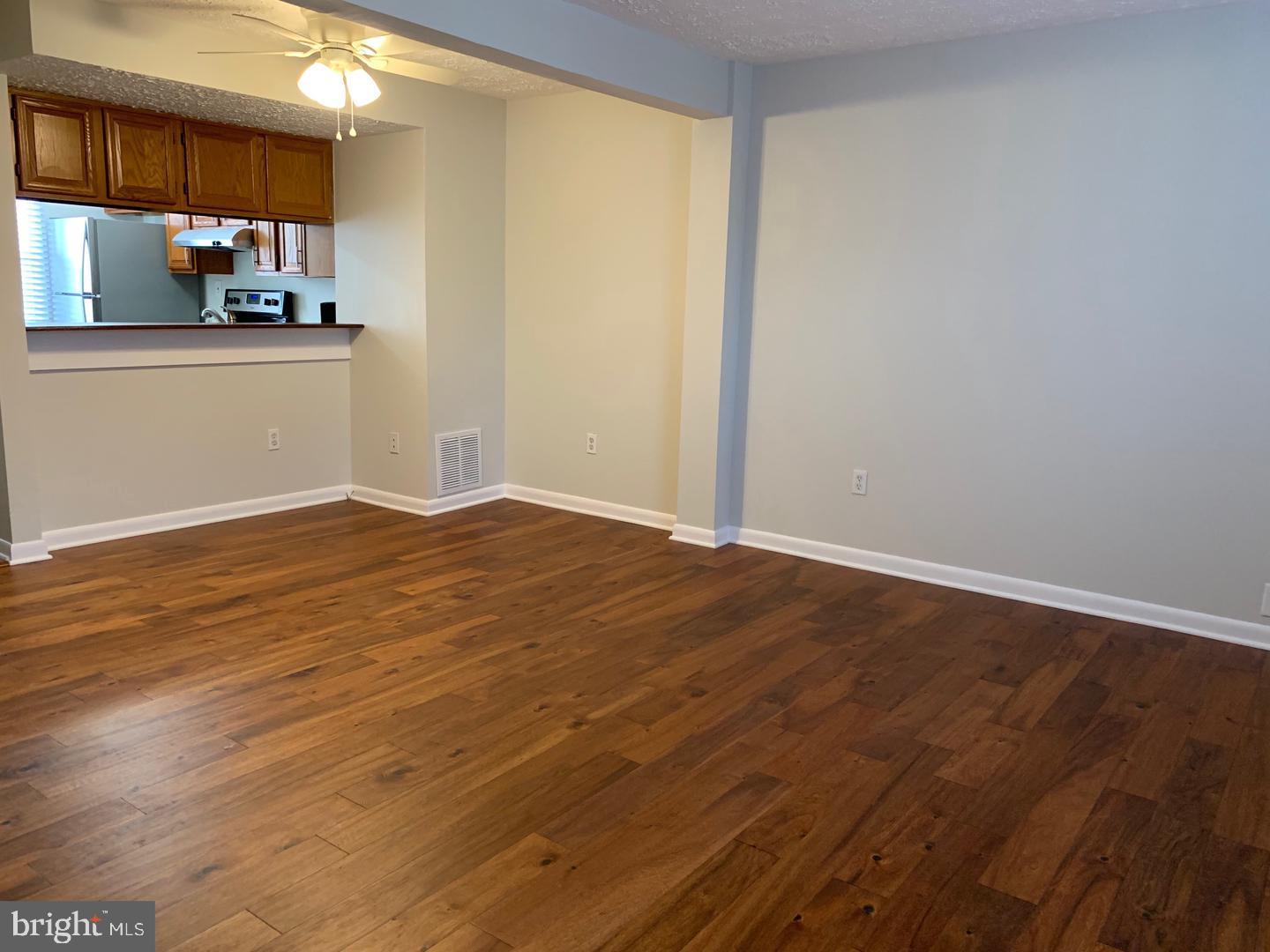 SETTLERS LANDING - Residential Lease