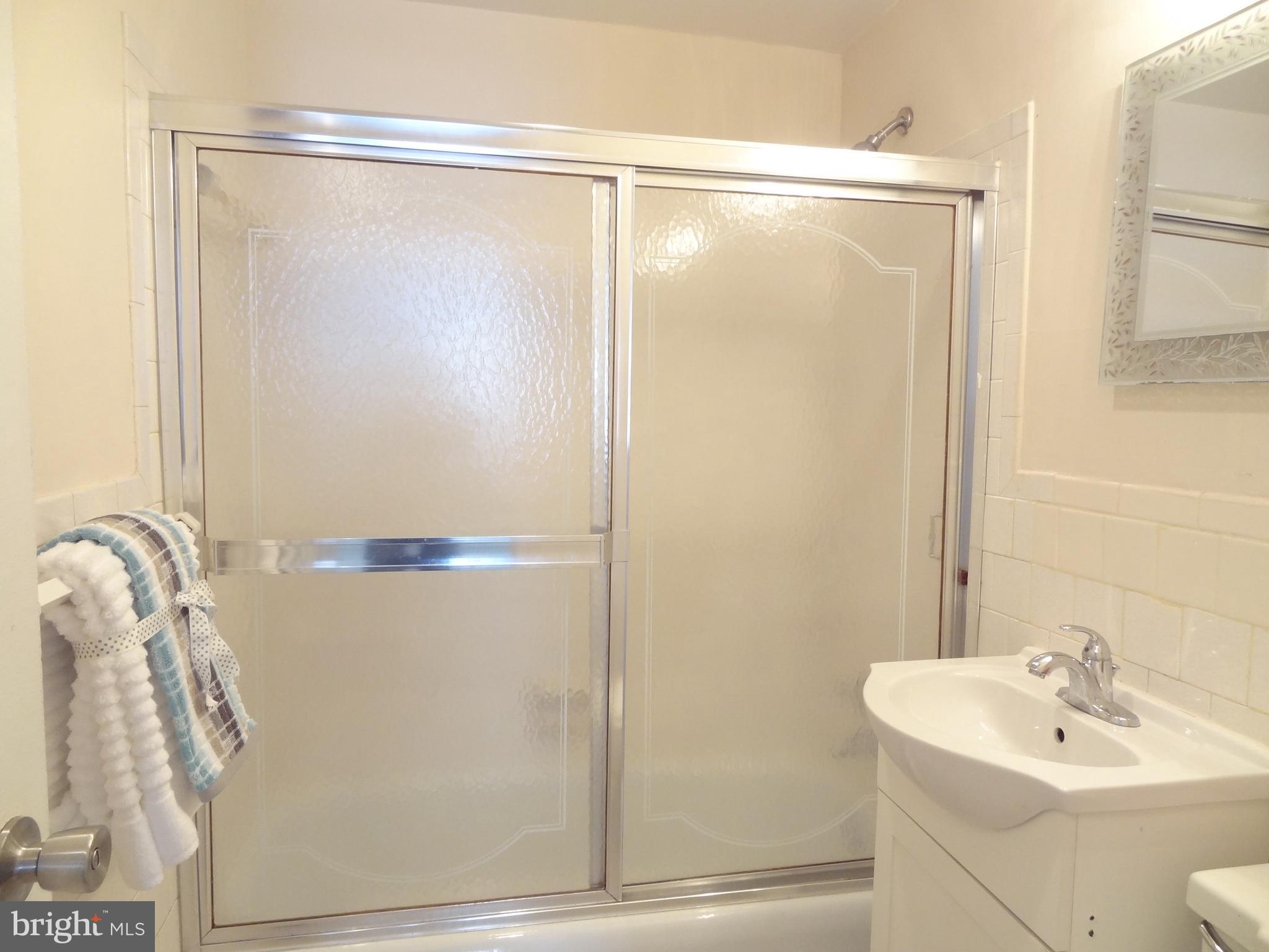 FORTY SIX HUNDRED - Residential