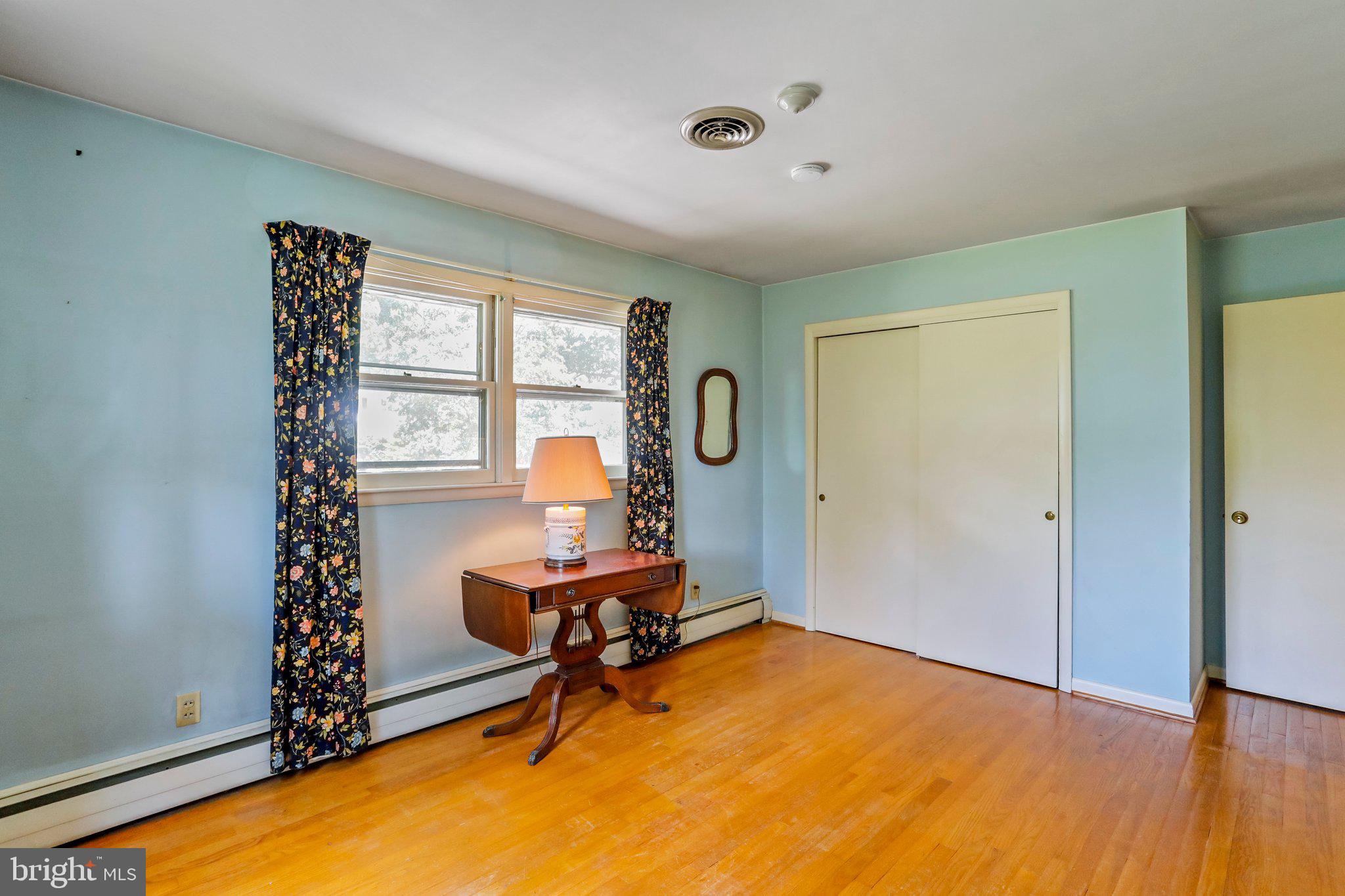 SPRING VALLEY - Residential