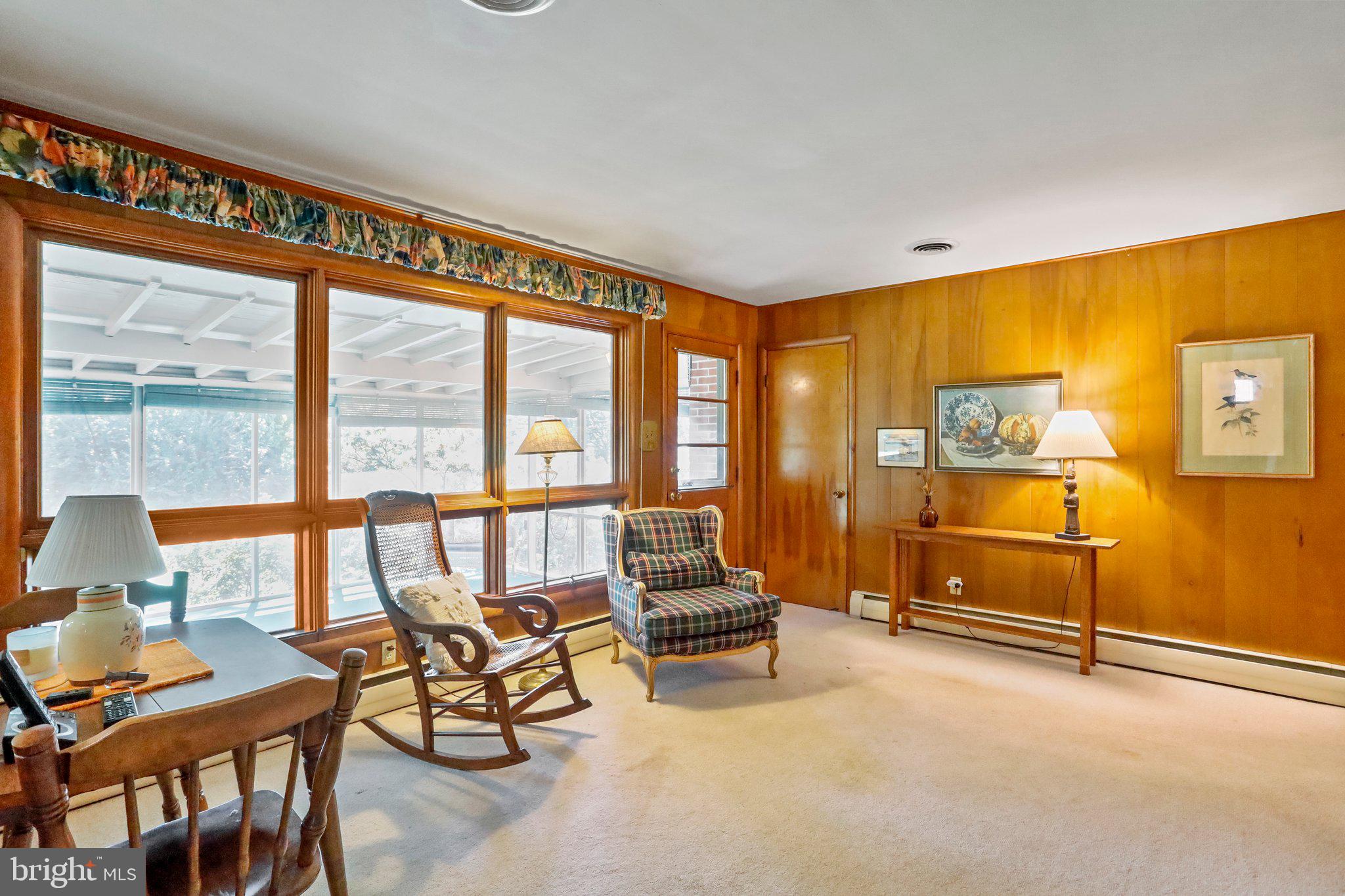 SPRING VALLEY - Residential