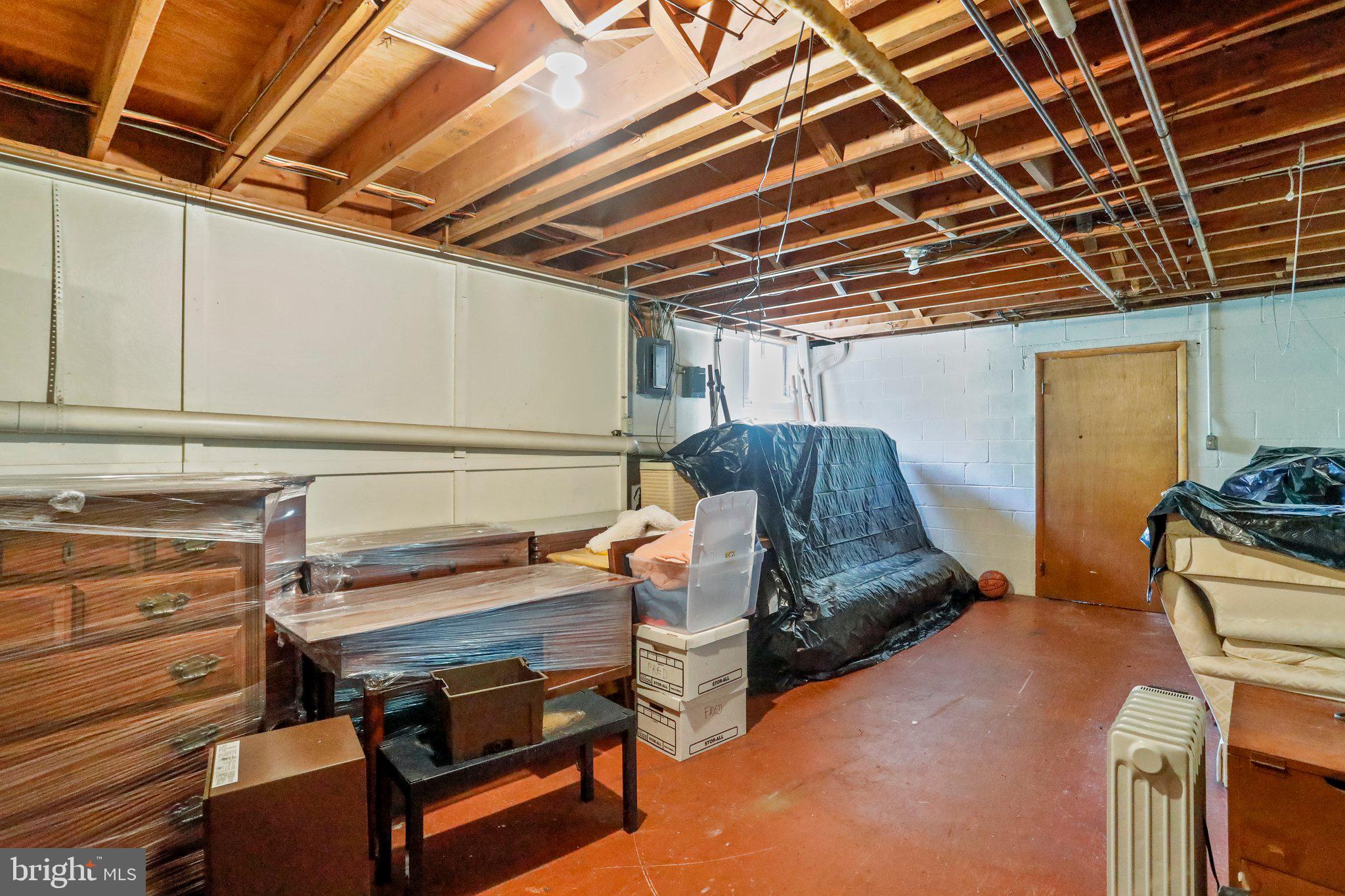 SPRING VALLEY - Residential