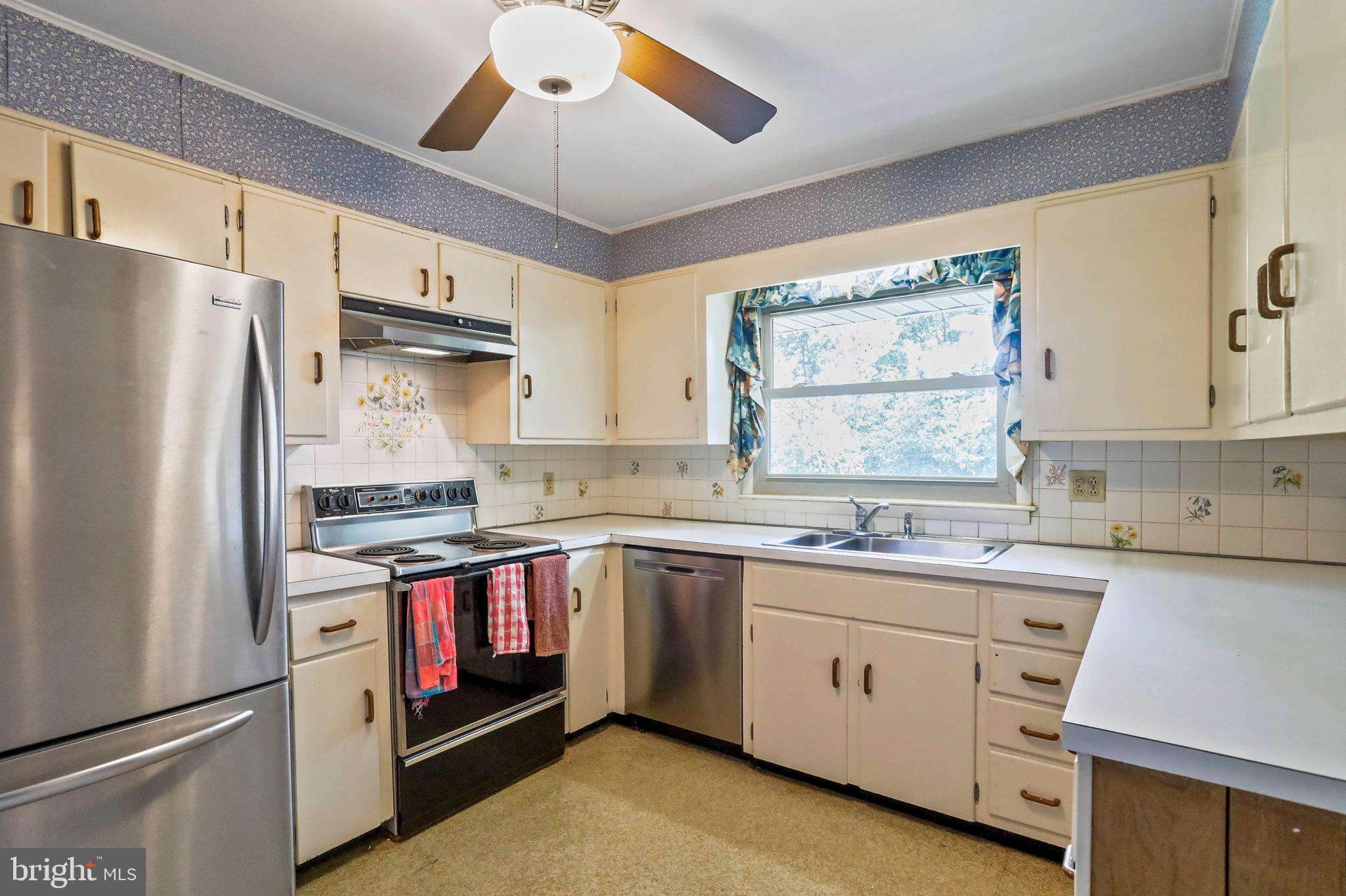 SPRING VALLEY - Residential