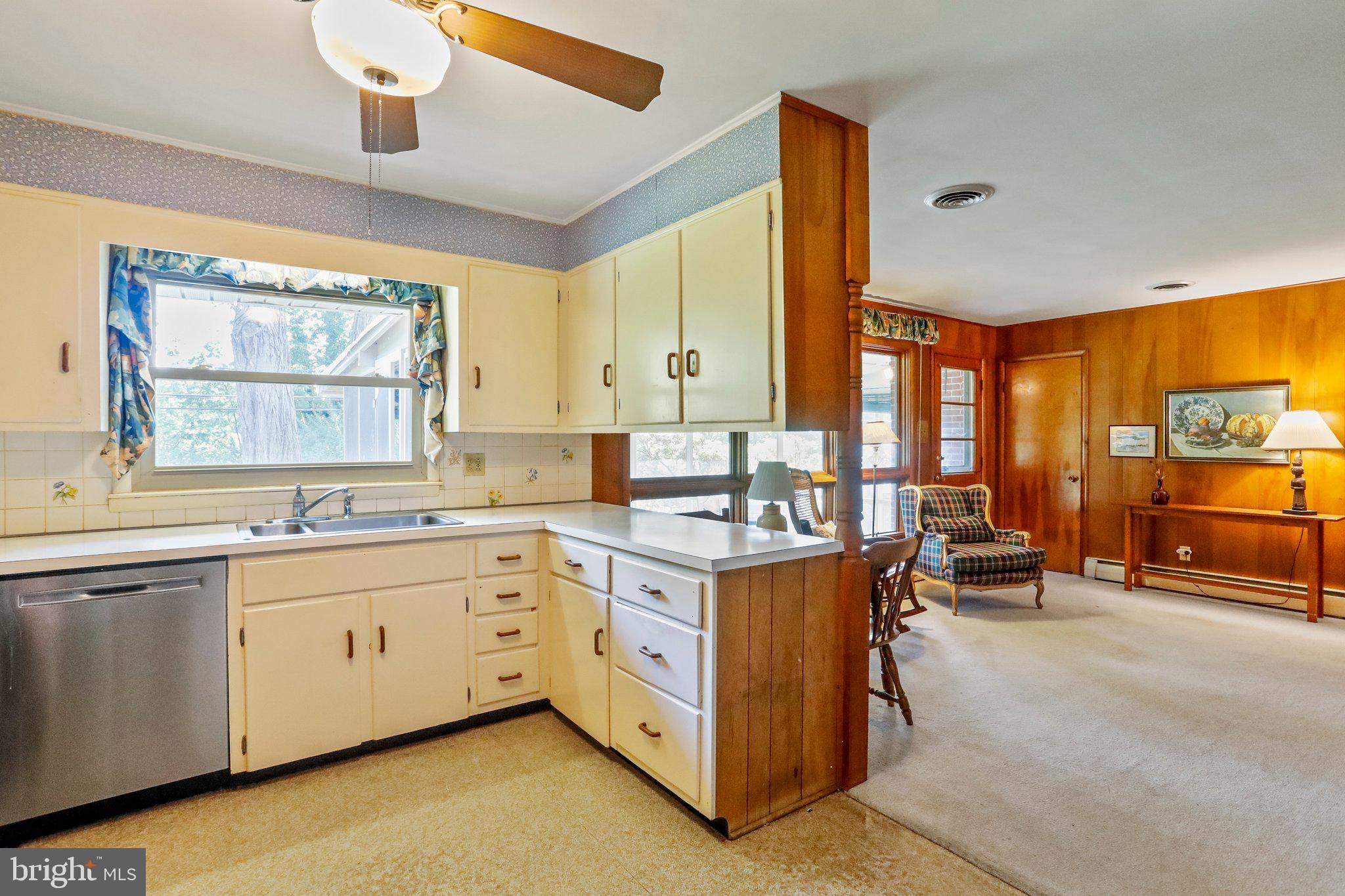 SPRING VALLEY - Residential