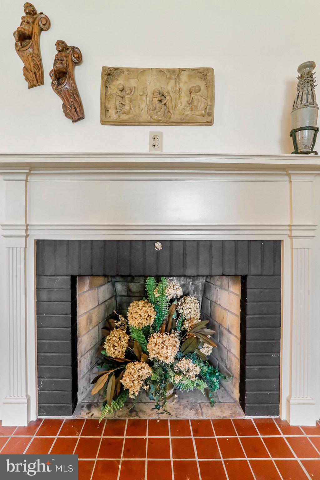 SPRING VALLEY - Residential