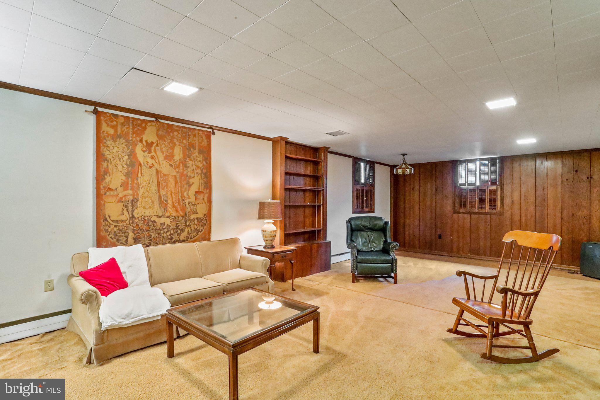 SPRING VALLEY - Residential