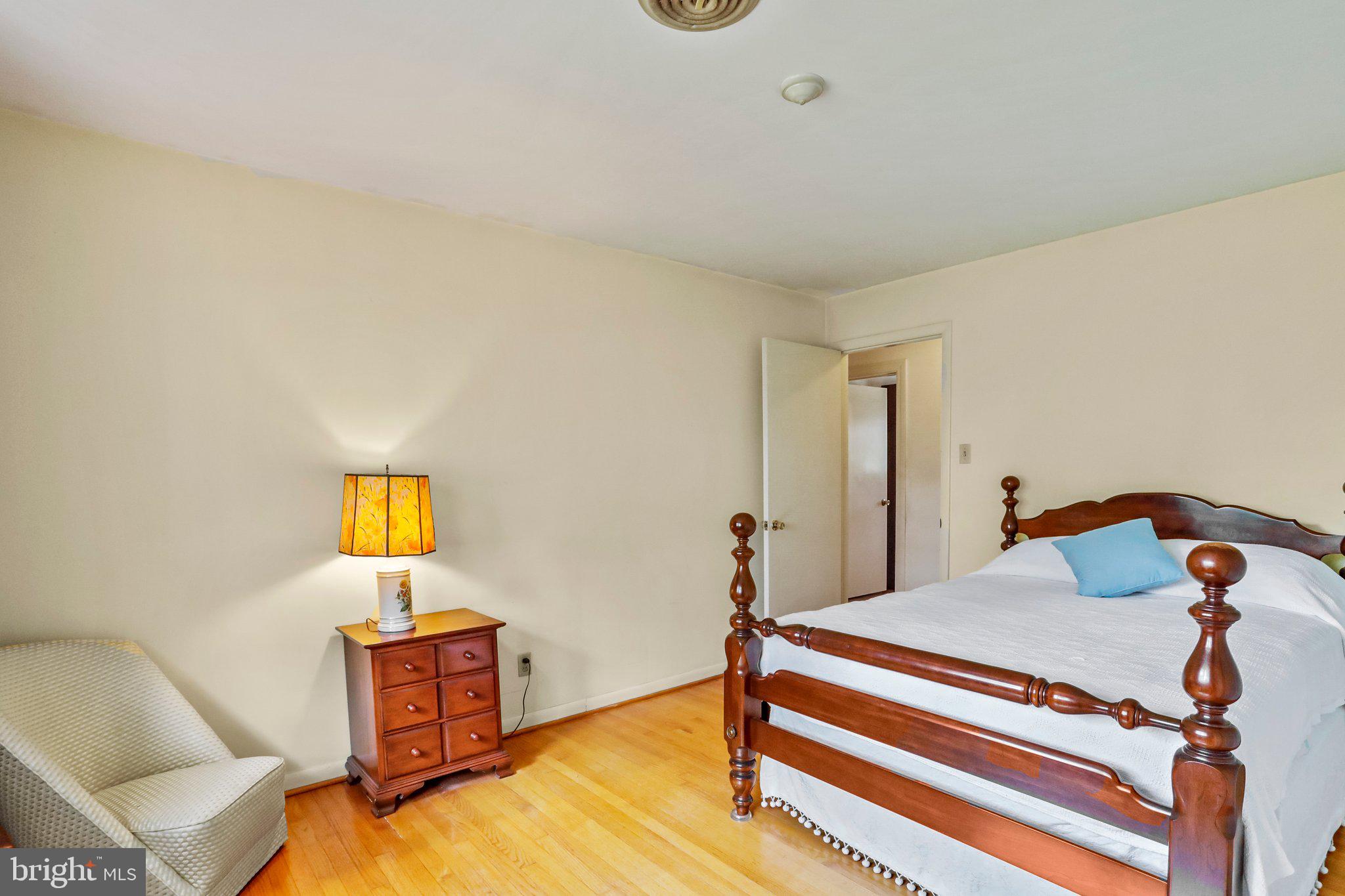 SPRING VALLEY - Residential