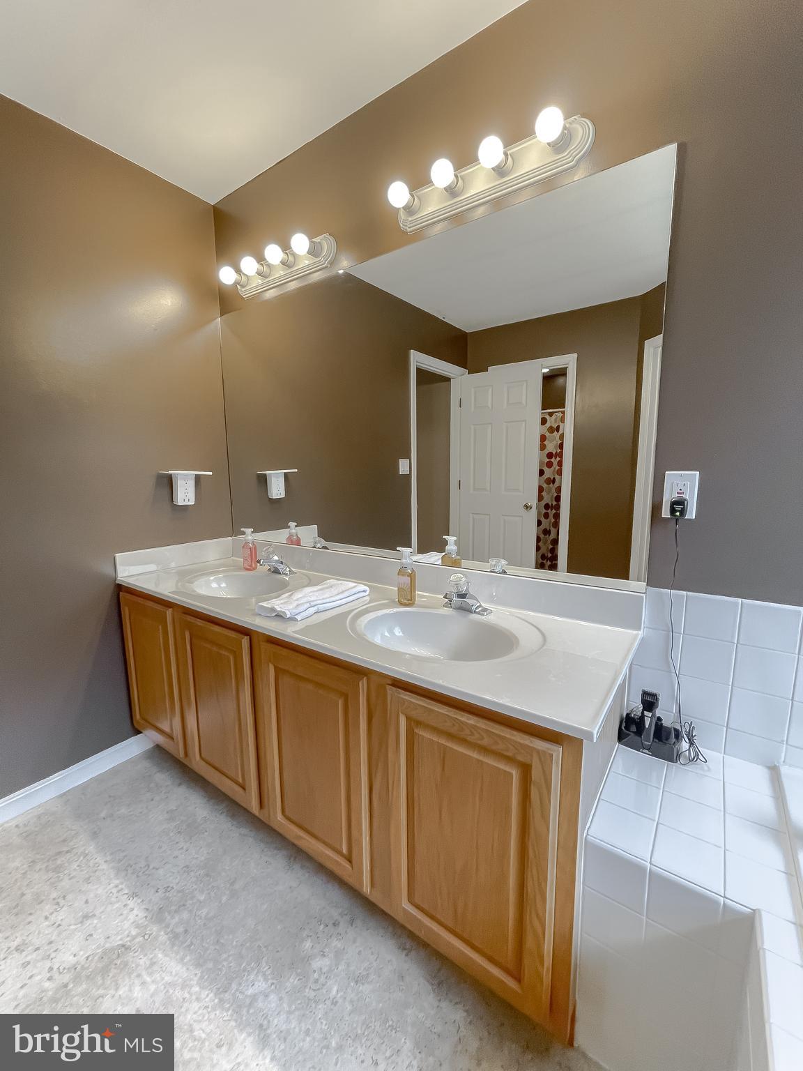 HARVEST RIDGE - Residential