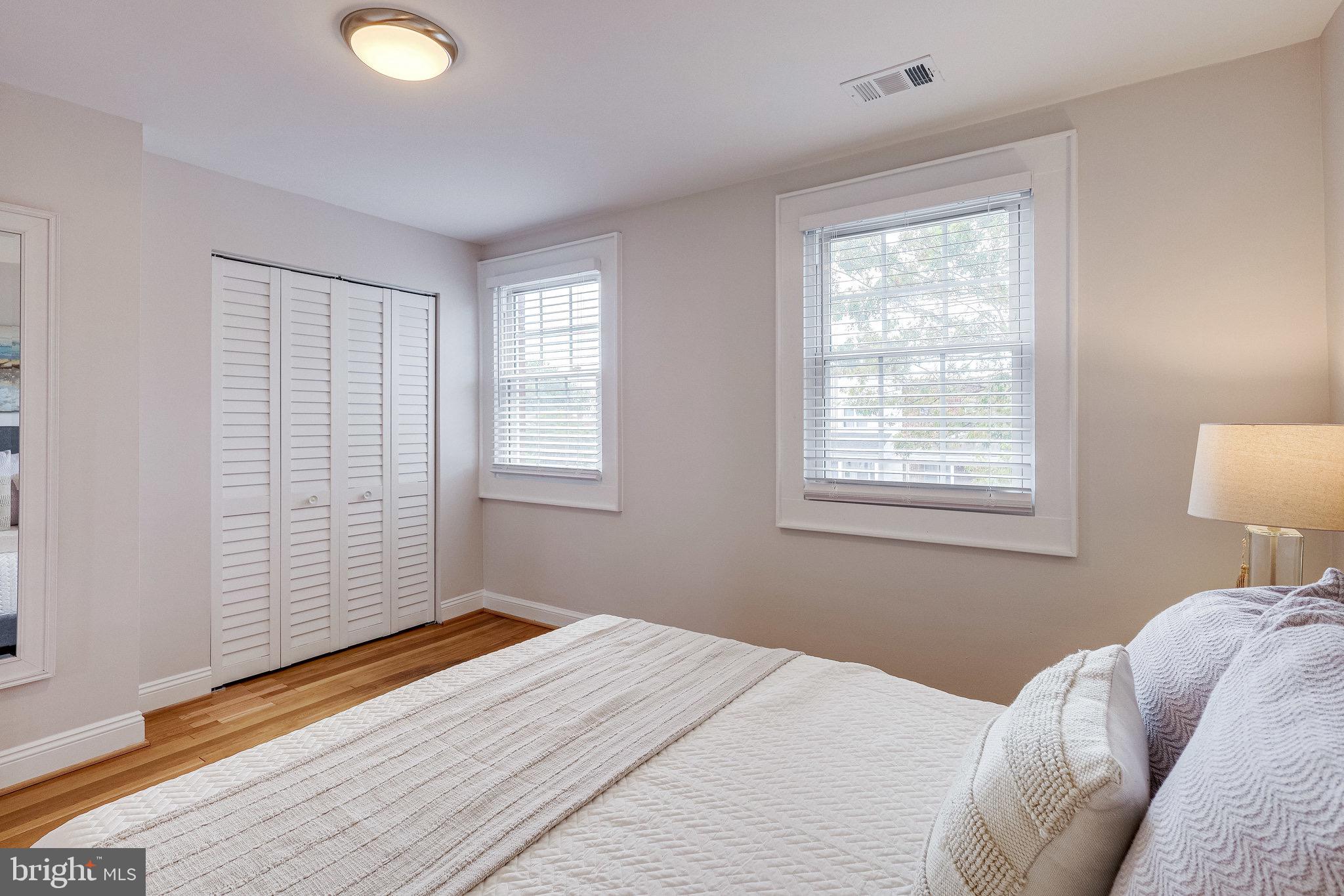 LYNHAVEN - Residential