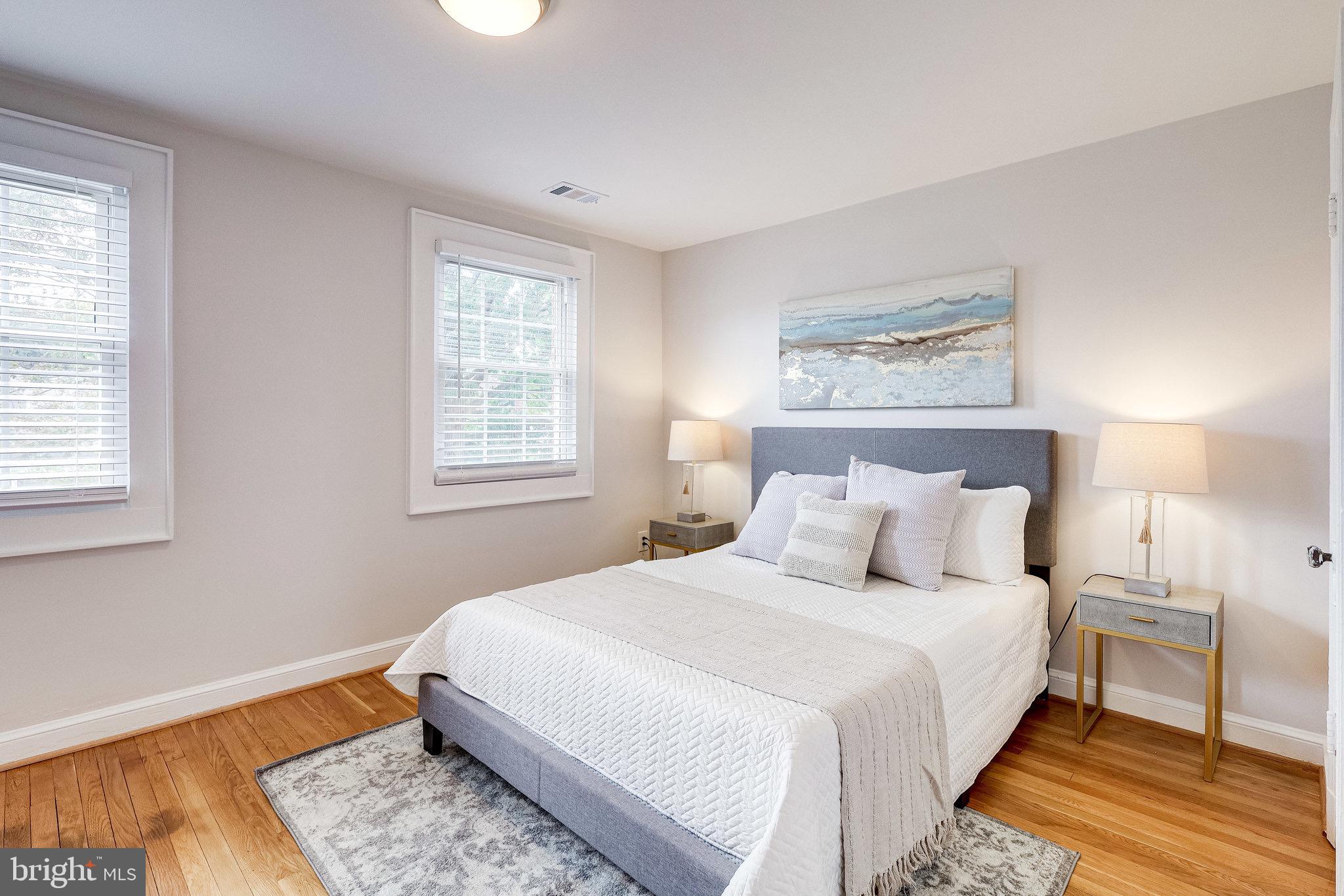 LYNHAVEN - Residential