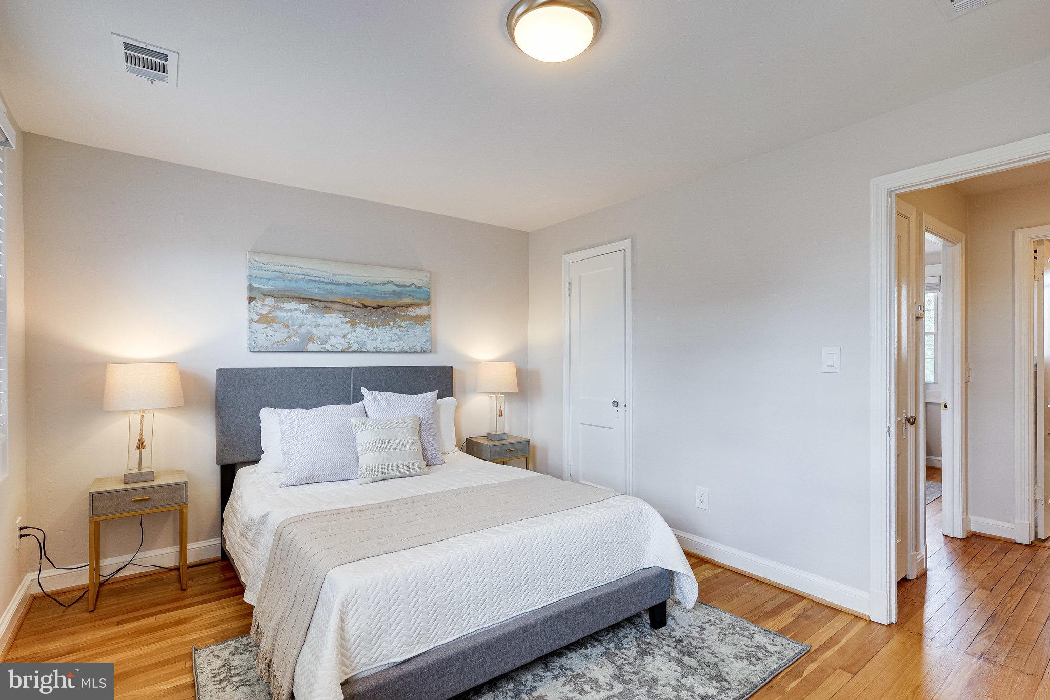 LYNHAVEN - Residential