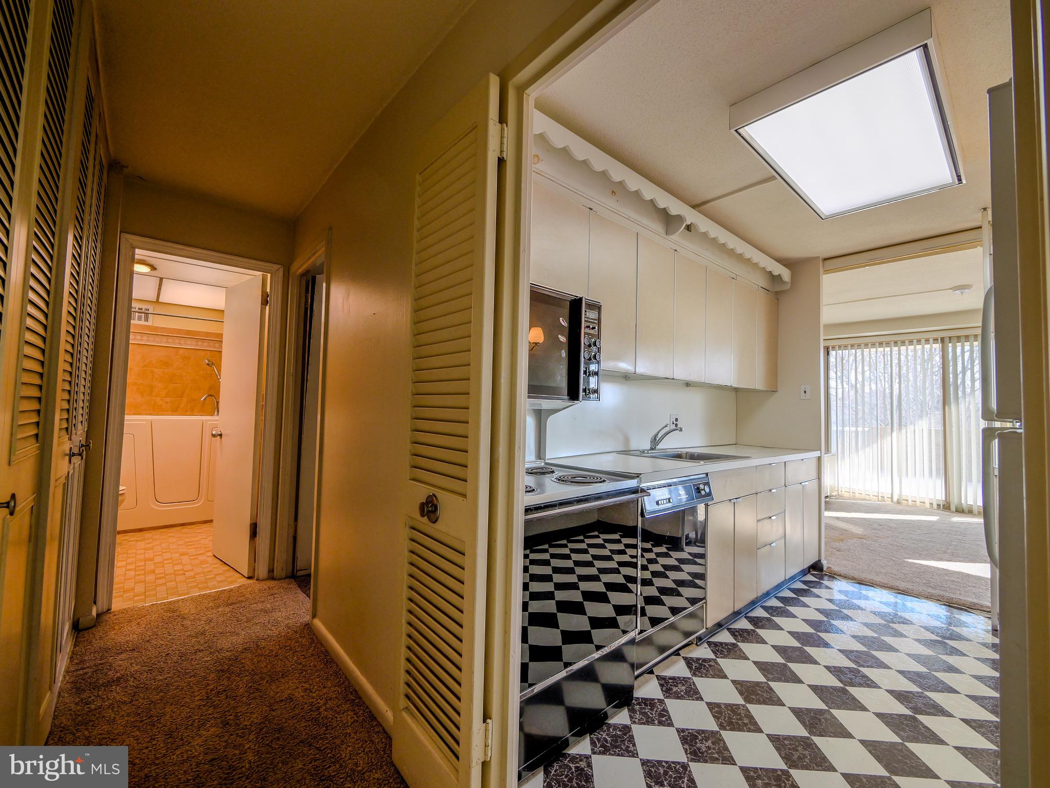 WYNNEWOOD - Residential