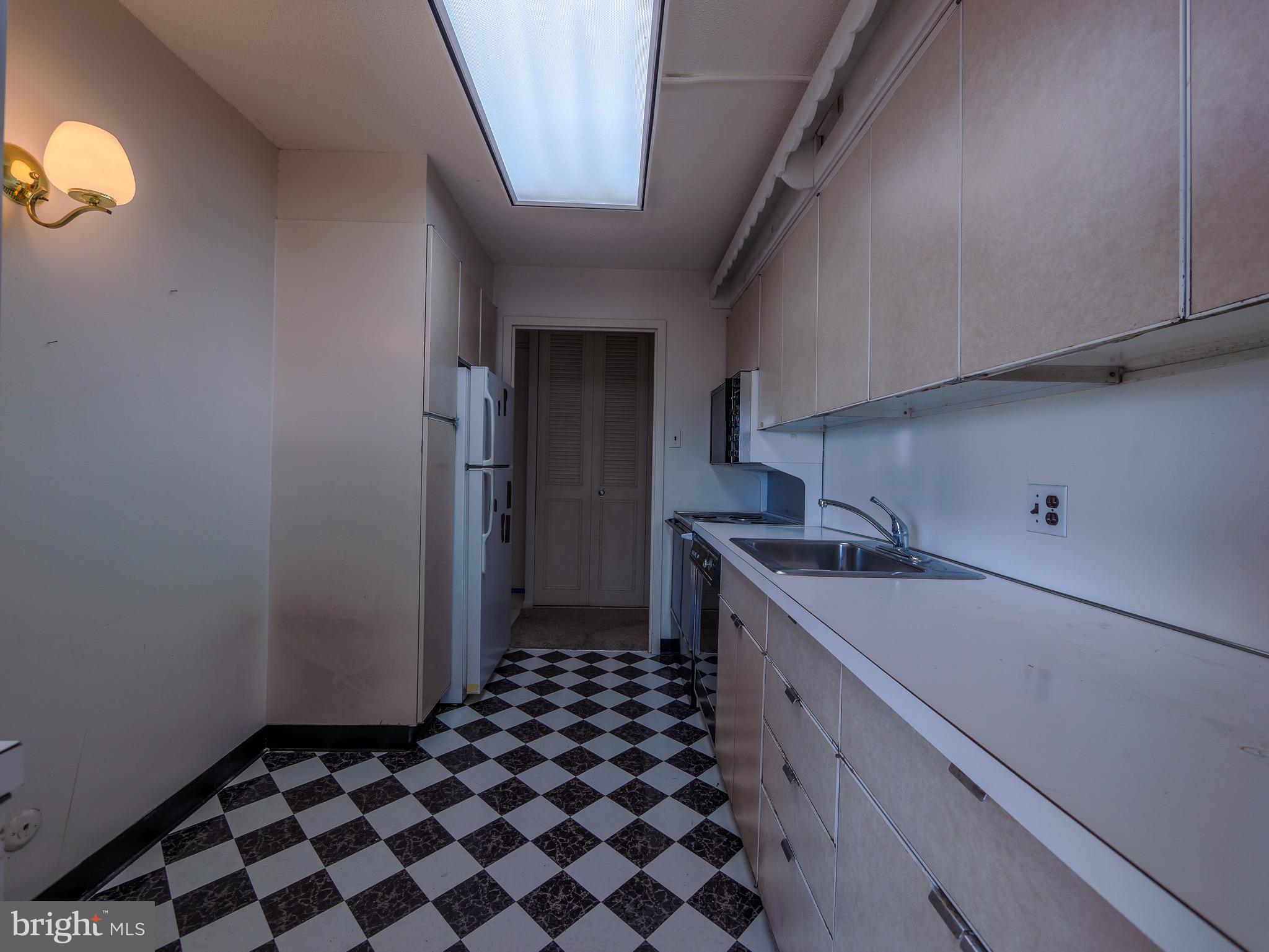 WYNNEWOOD - Residential