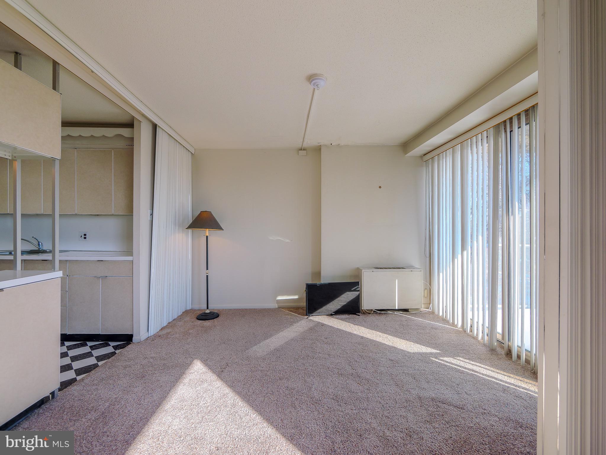 WYNNEWOOD - Residential