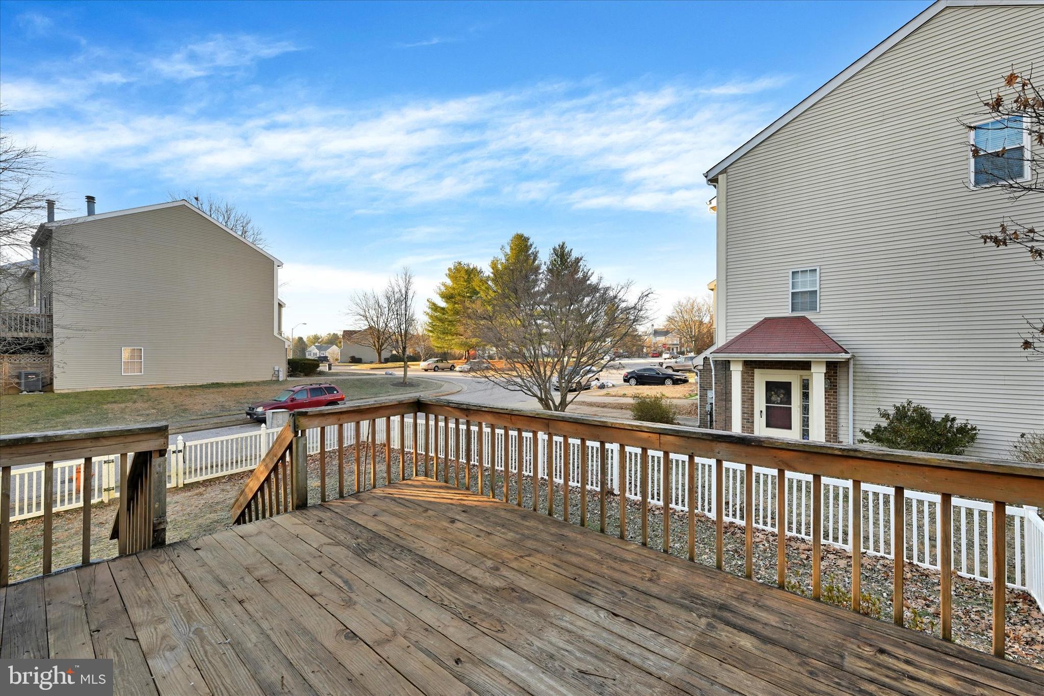 SUBURBIA - Residential