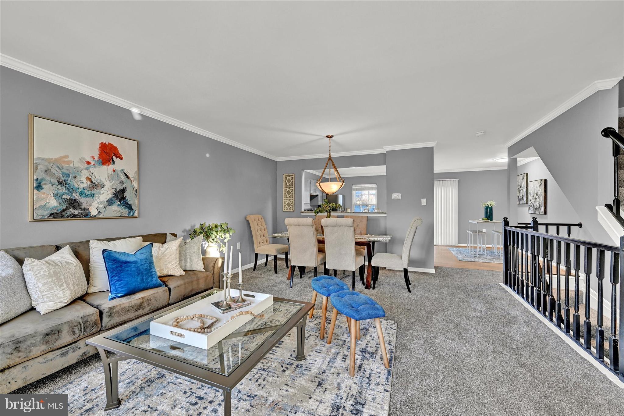 SUBURBIA - Residential