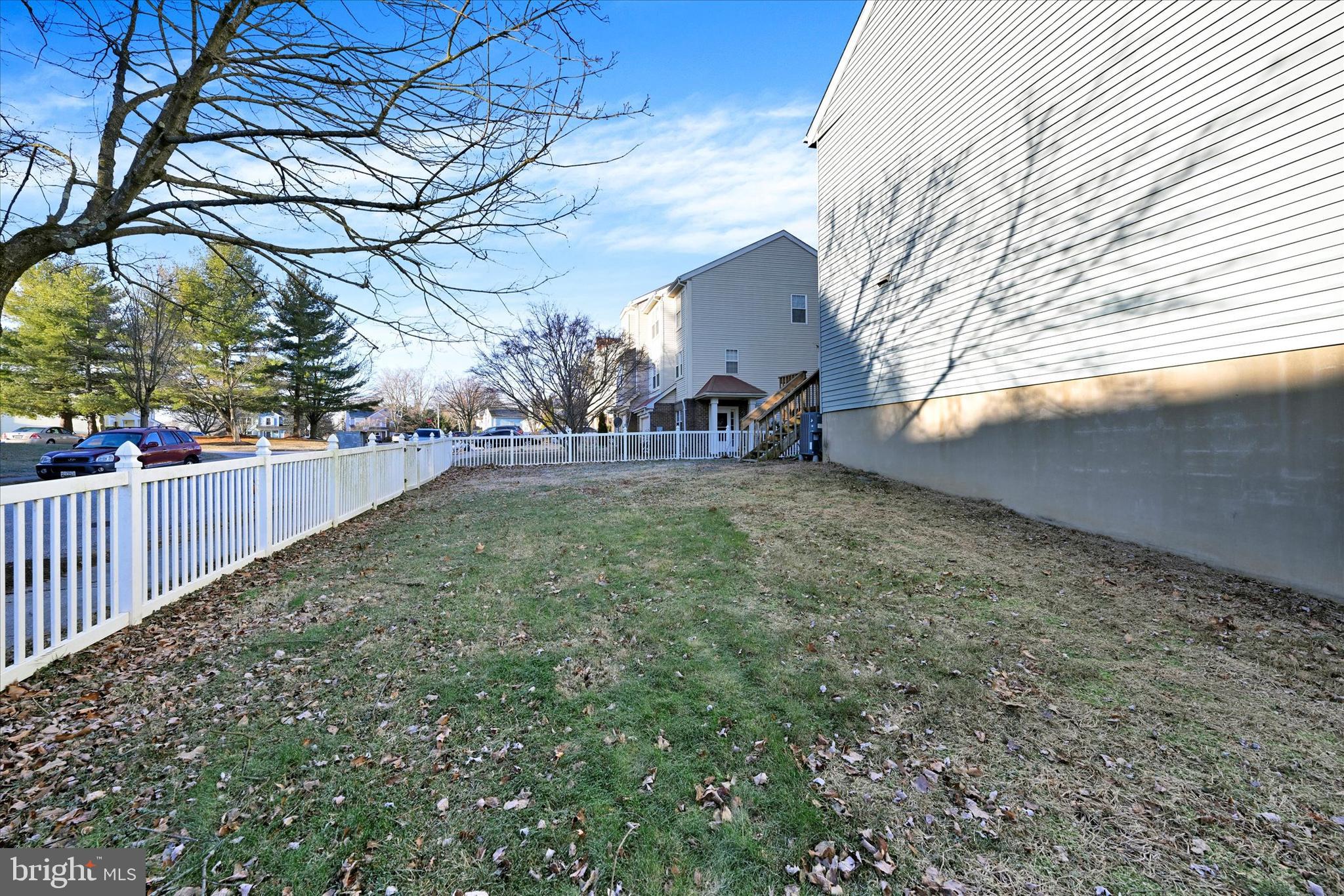 SUBURBIA - Residential