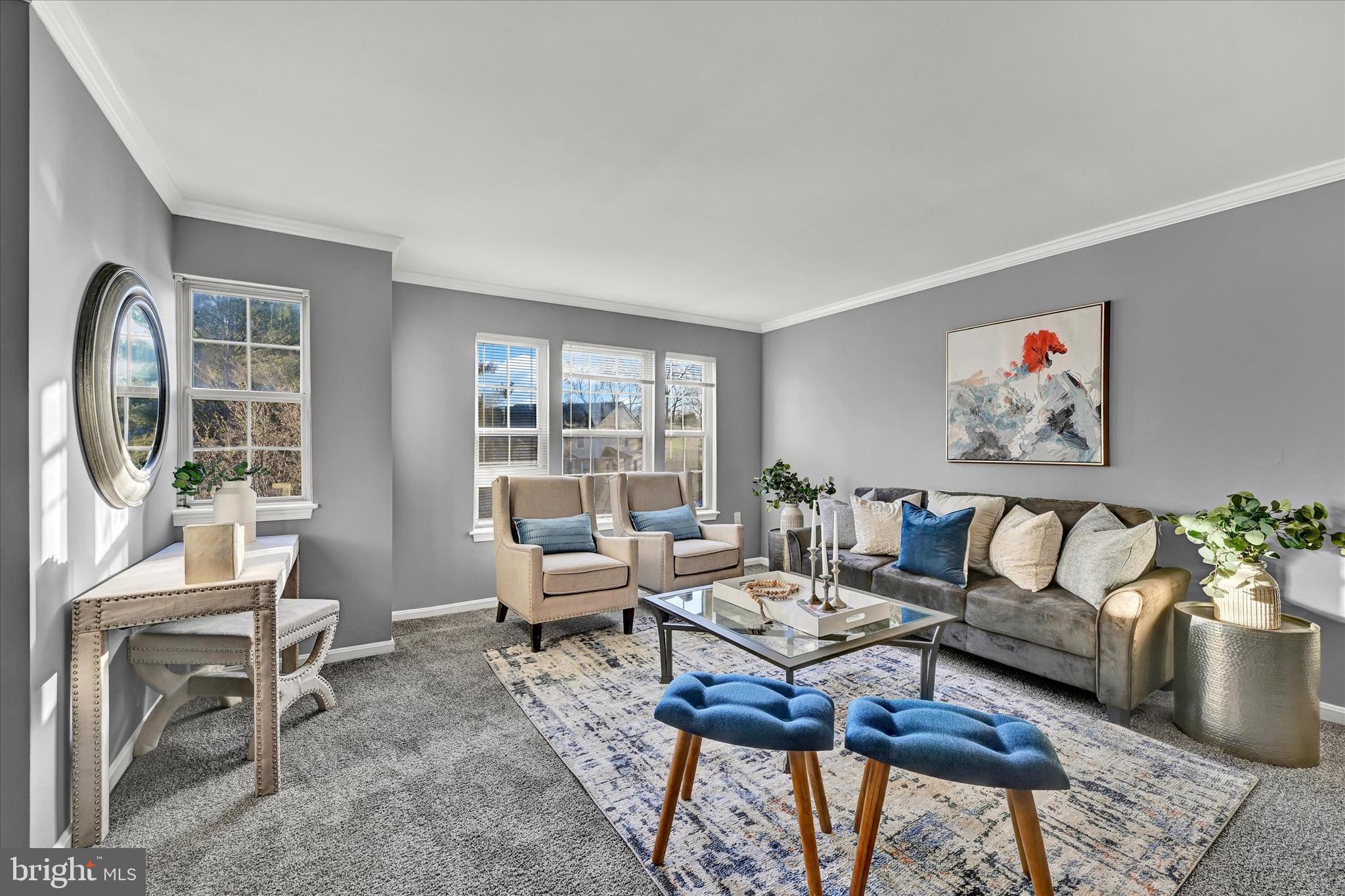 SUBURBIA - Residential