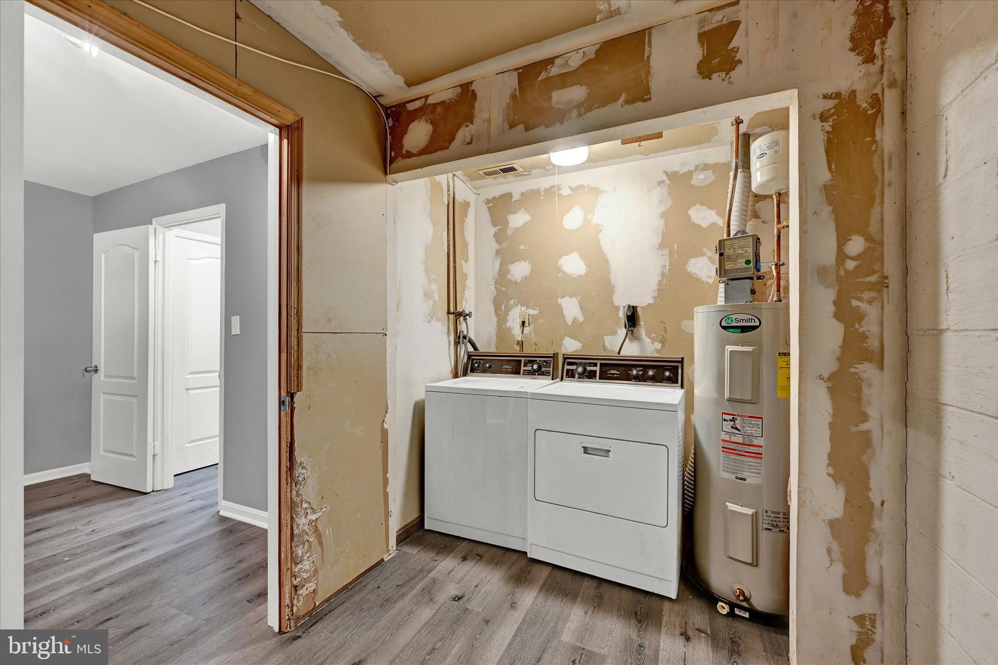 SUBURBIA - Residential