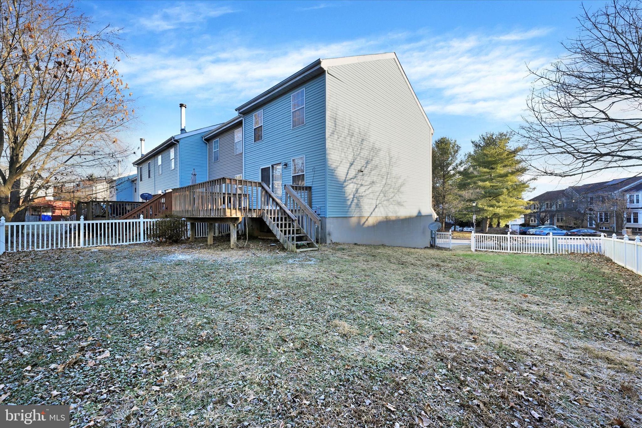 SUBURBIA - Residential