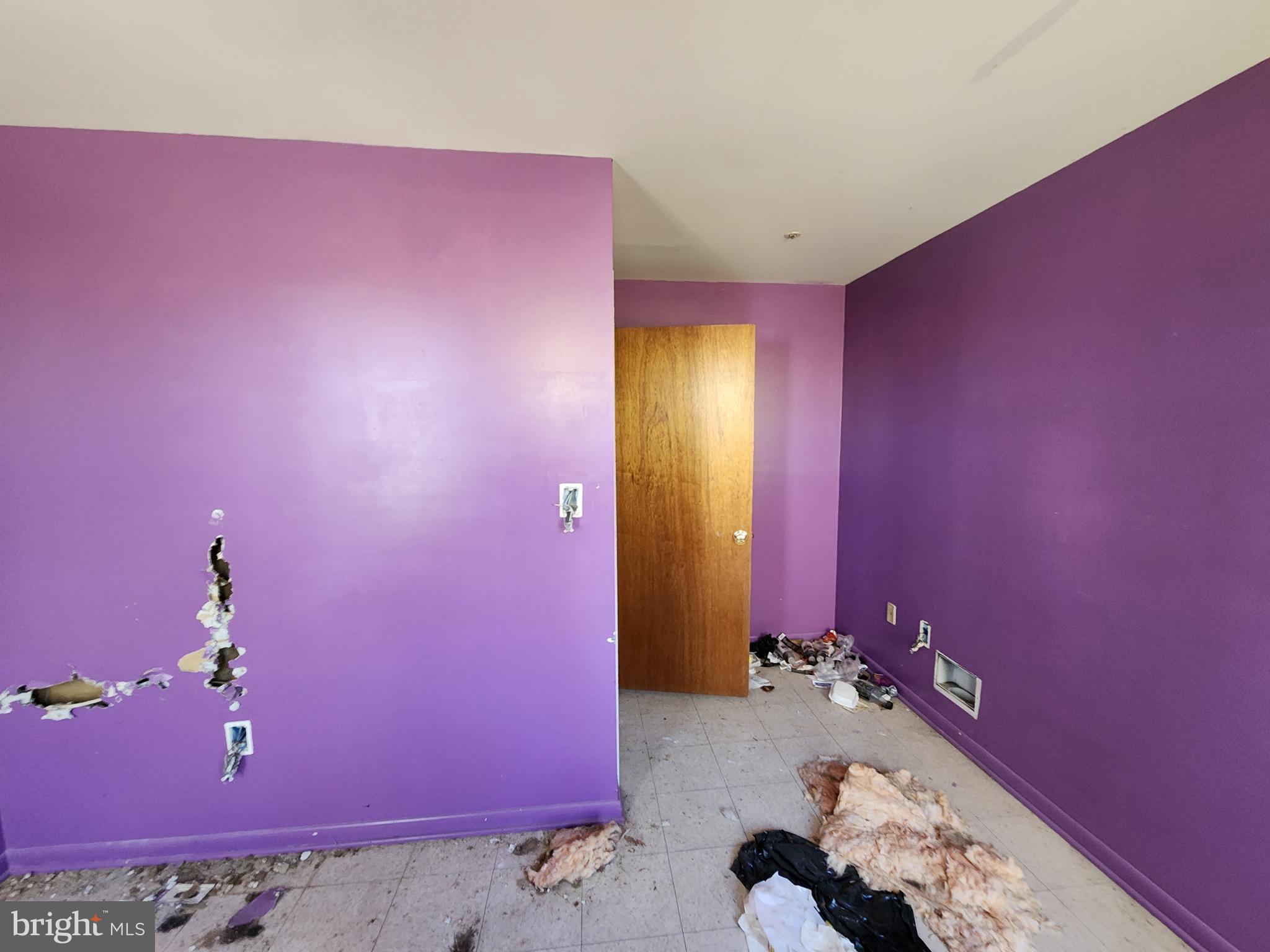 SANDTOWN-WINCHESTER - Residential