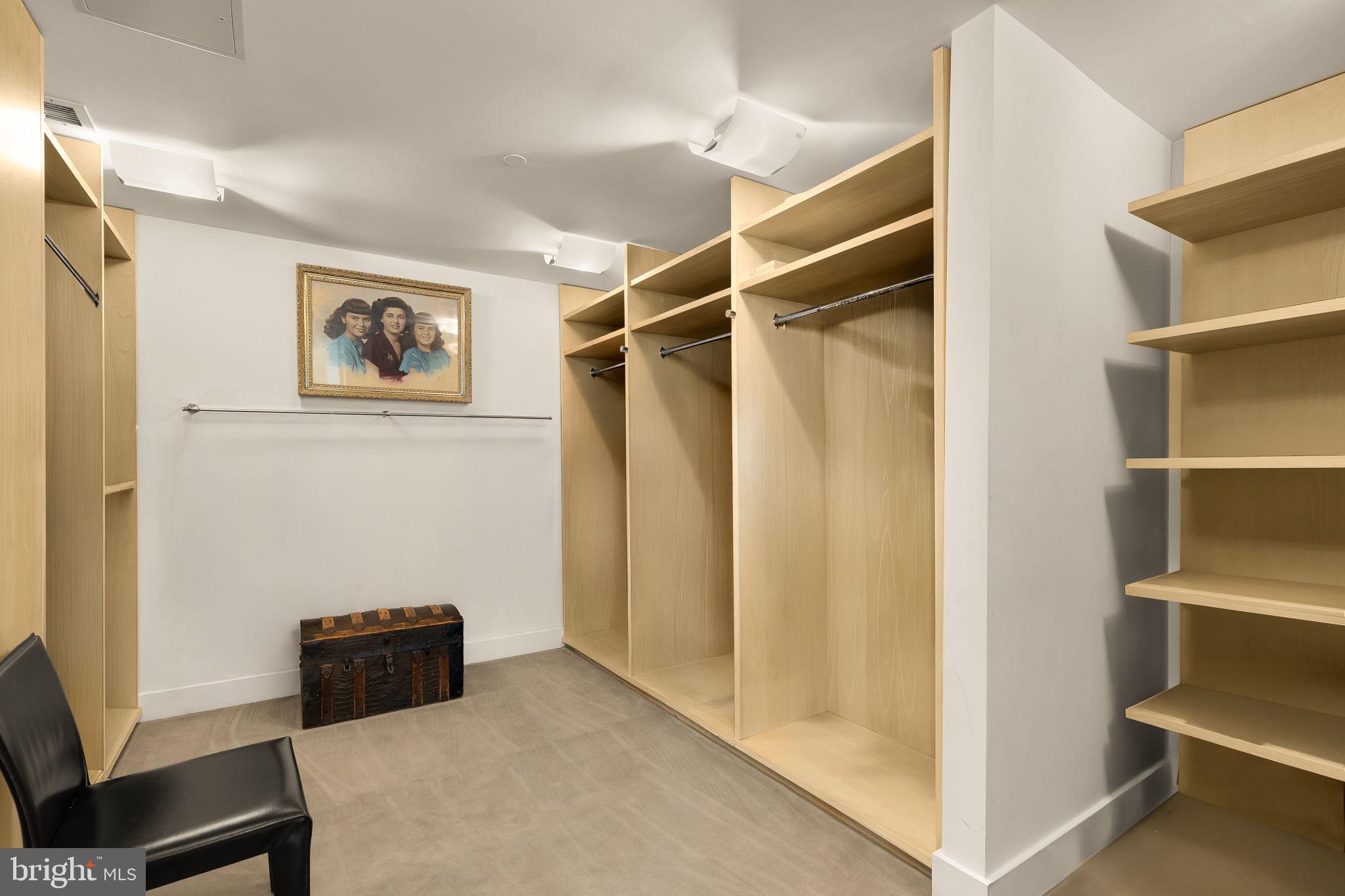 SOMERSET HOUSE CONDOS - Residential